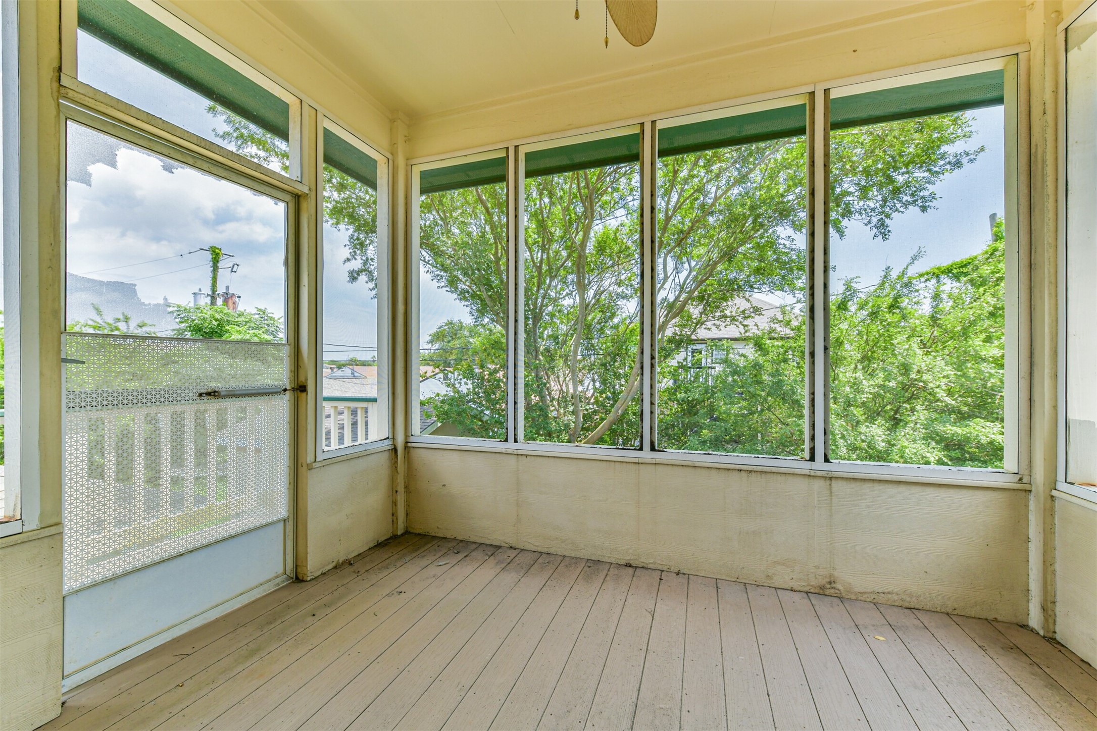 5723 Stewart Avenue Property Photo 37