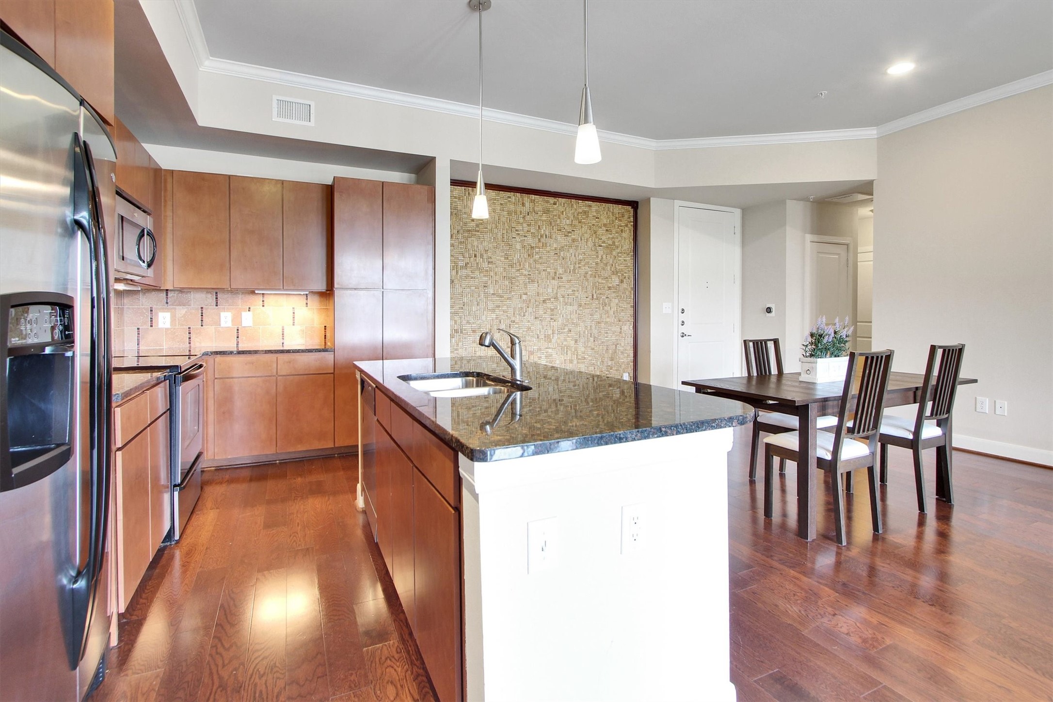 300 St Joseph Parkway 318 Property Photo 4