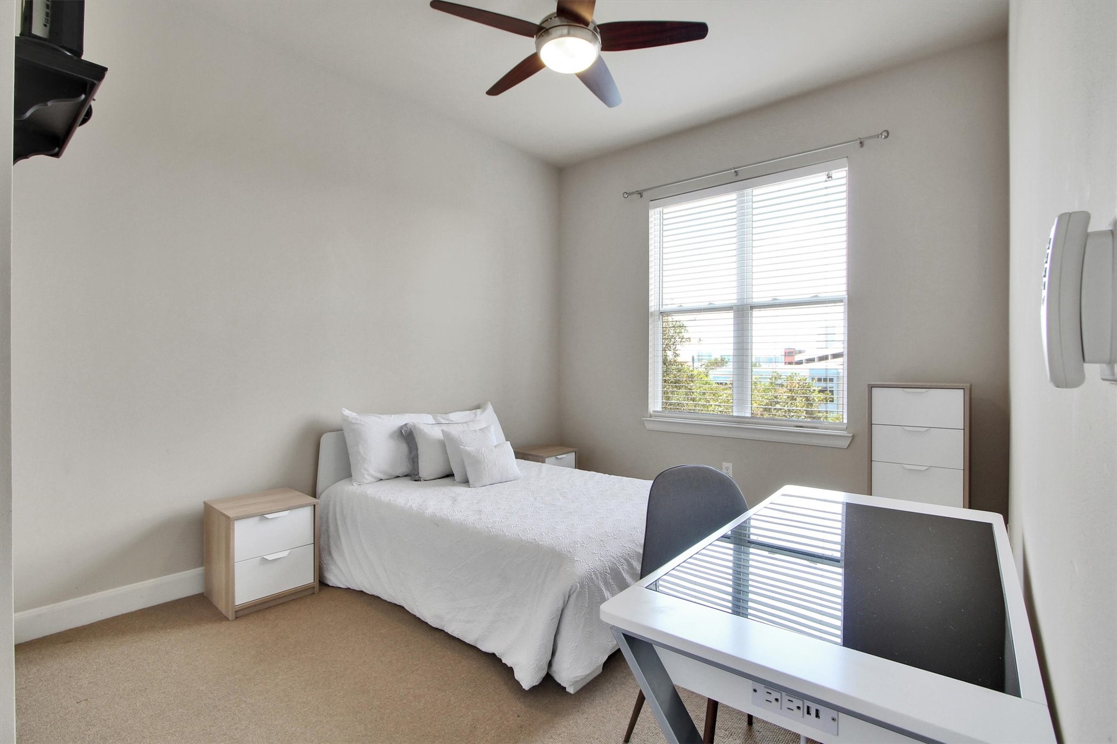 300 St Joseph Parkway 318 Property Photo 18