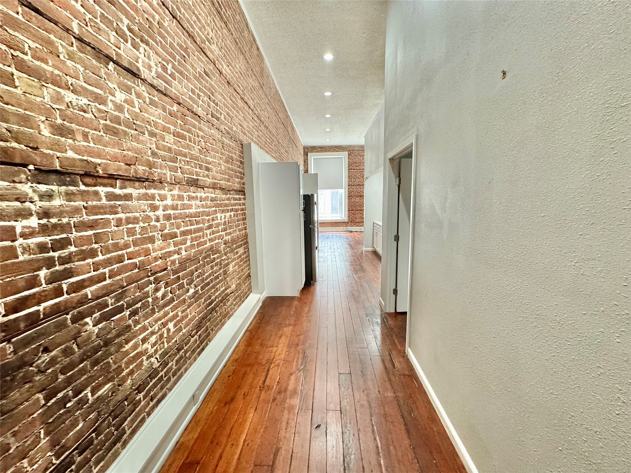 2309 Strand Street 2d Property Photo 3