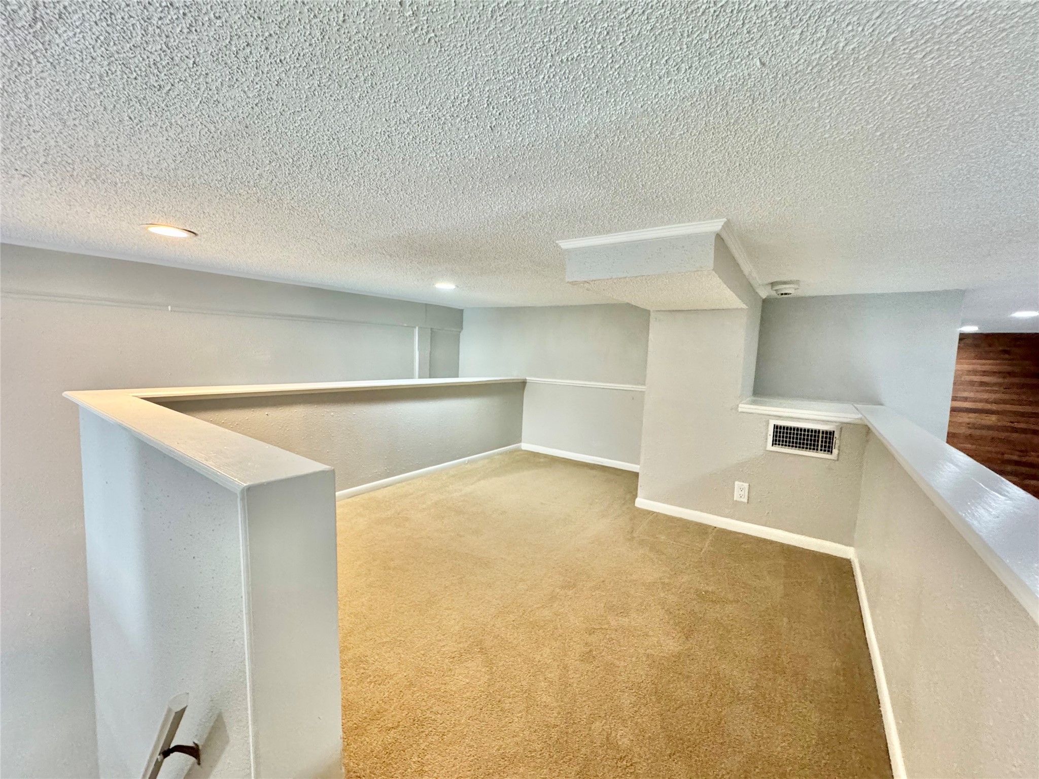 2309 Strand Street 2d Property Photo 14