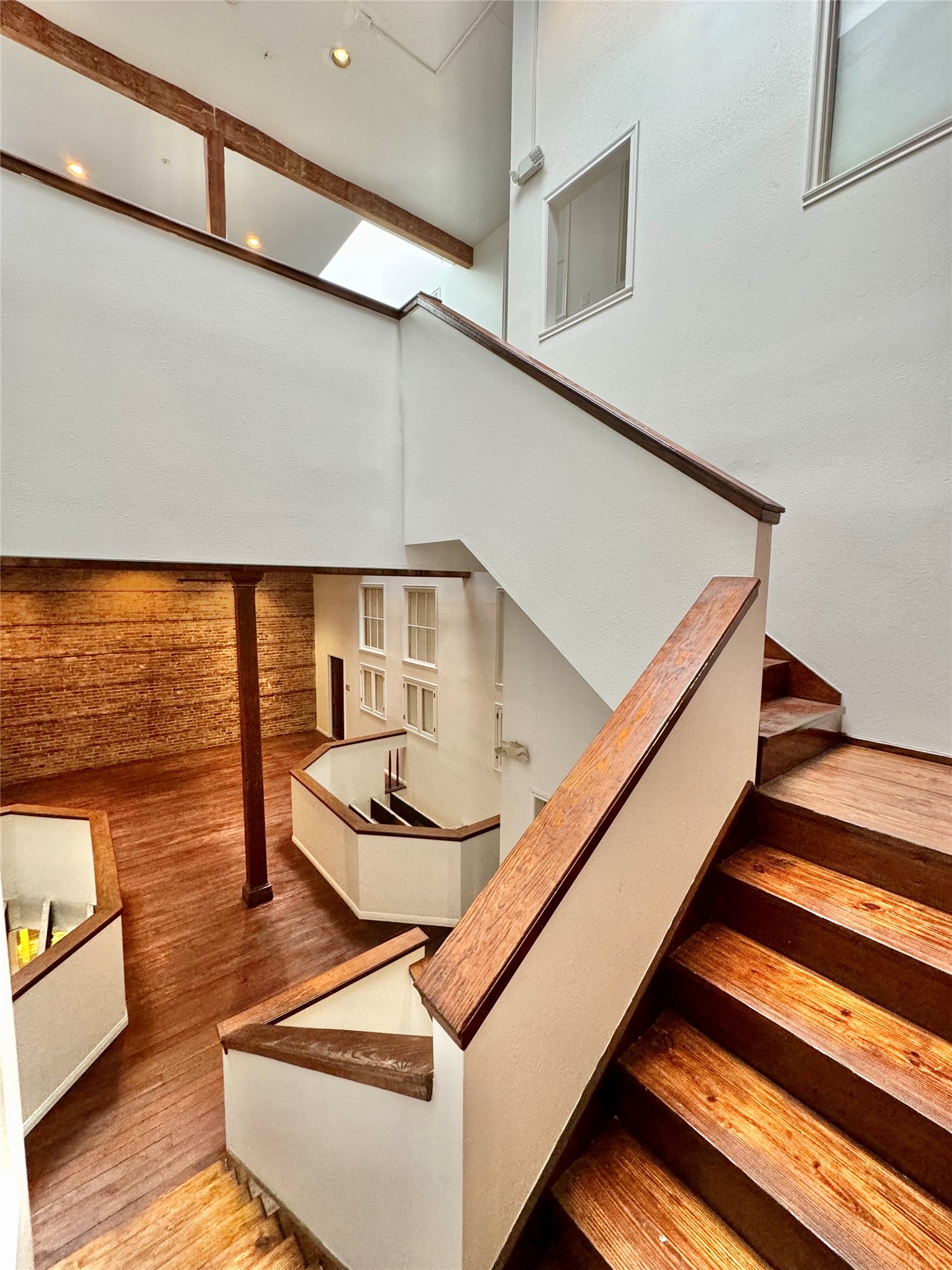 2309 Strand Street 2d Property Photo 20