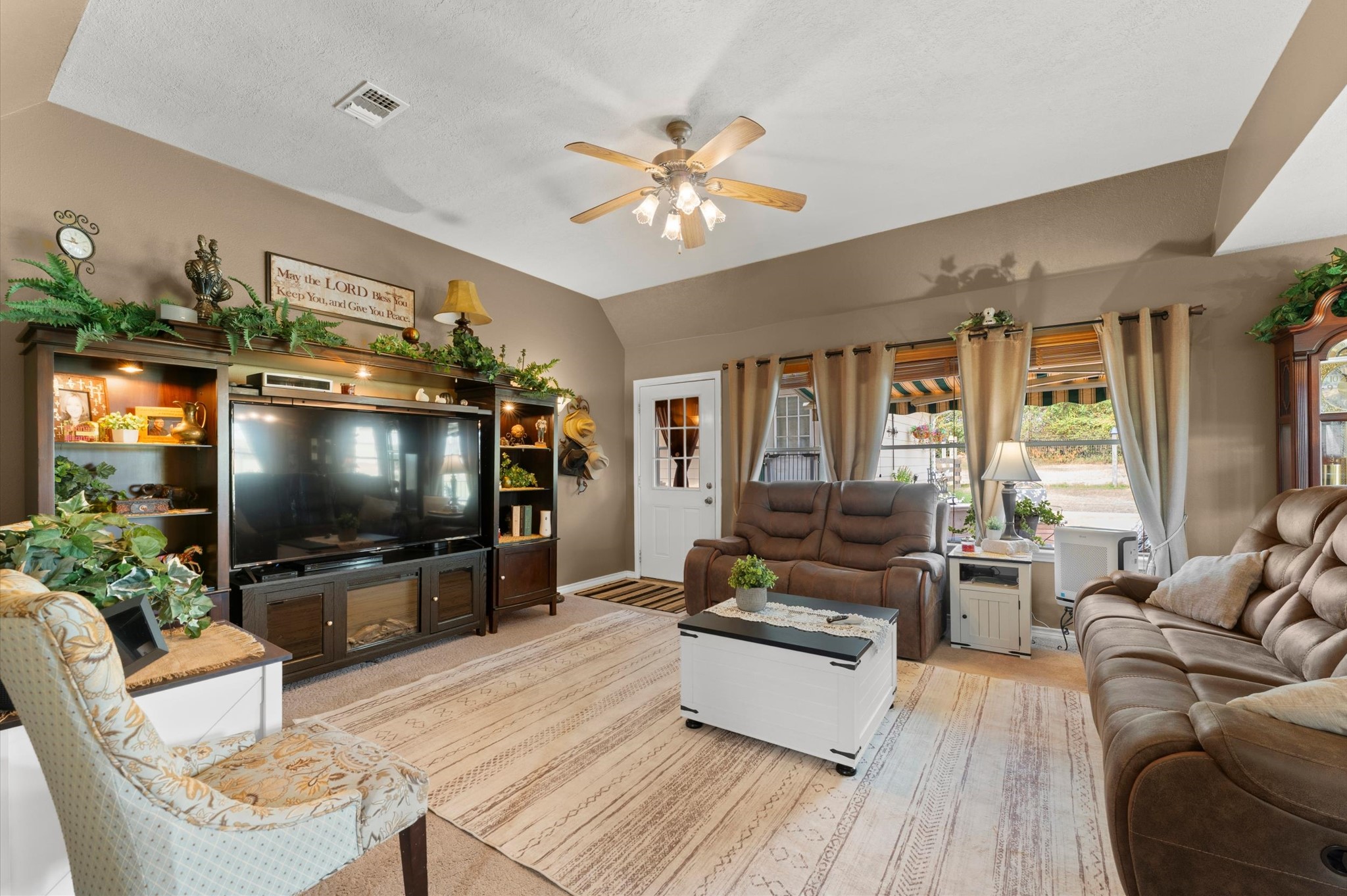 29381 Highway 6 Property Photo 28