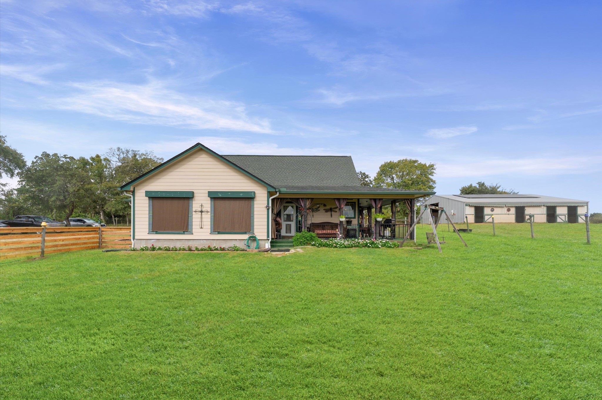 29381 Highway 6 Property Photo 37