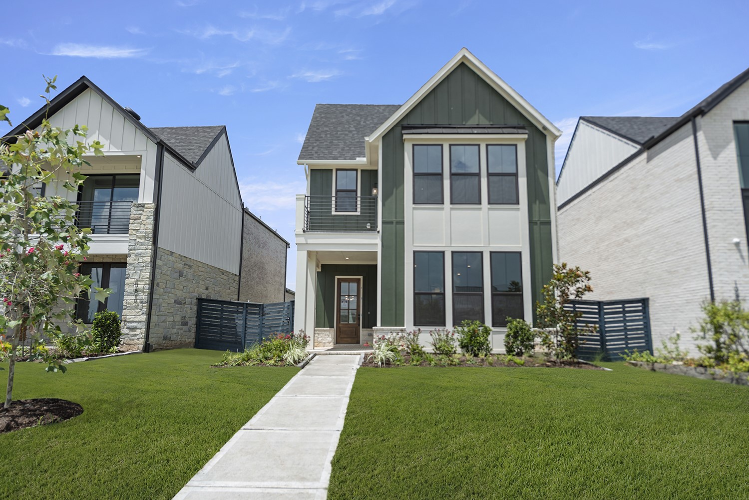 10806 Pioneer Point Property Photo 1