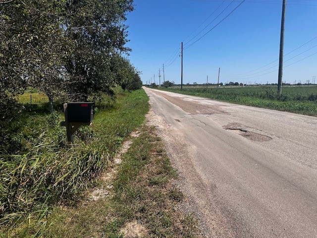 3399 Oil Field Road Property Photo 3