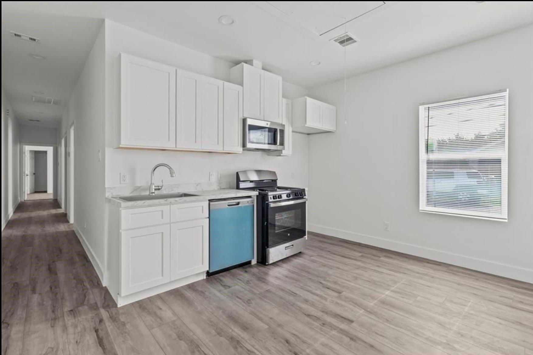 8501 Denby Street, Houston Tx 77012 Property Photo 2