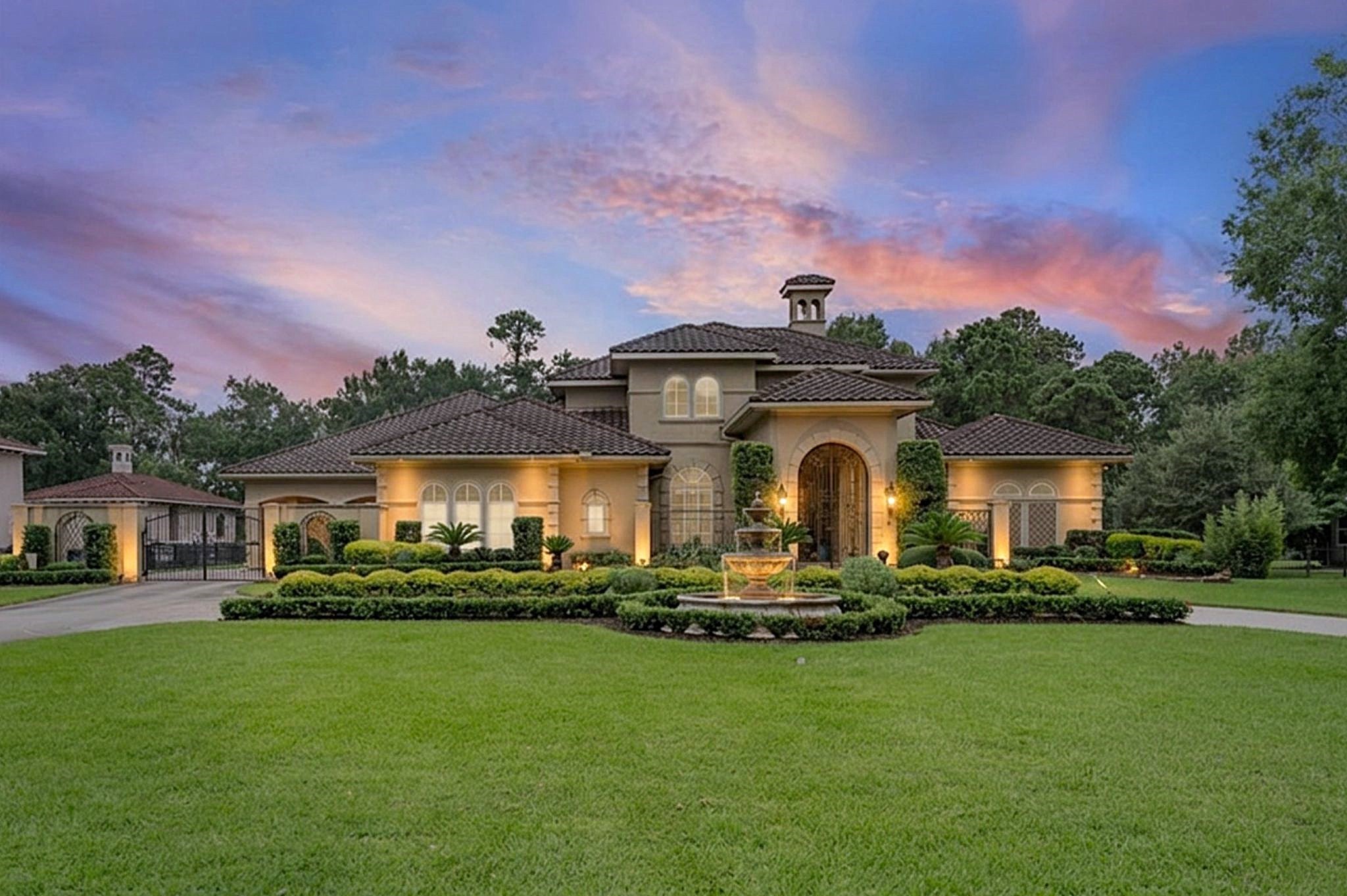28427 Woodsons Lake Drive