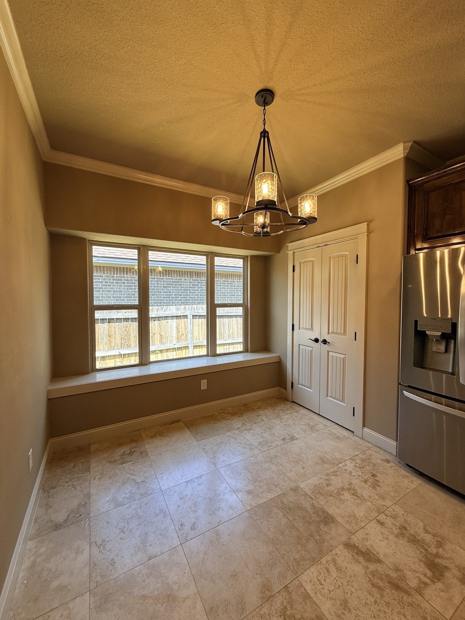 4306 Rock Bend Drive Property Photo 6
