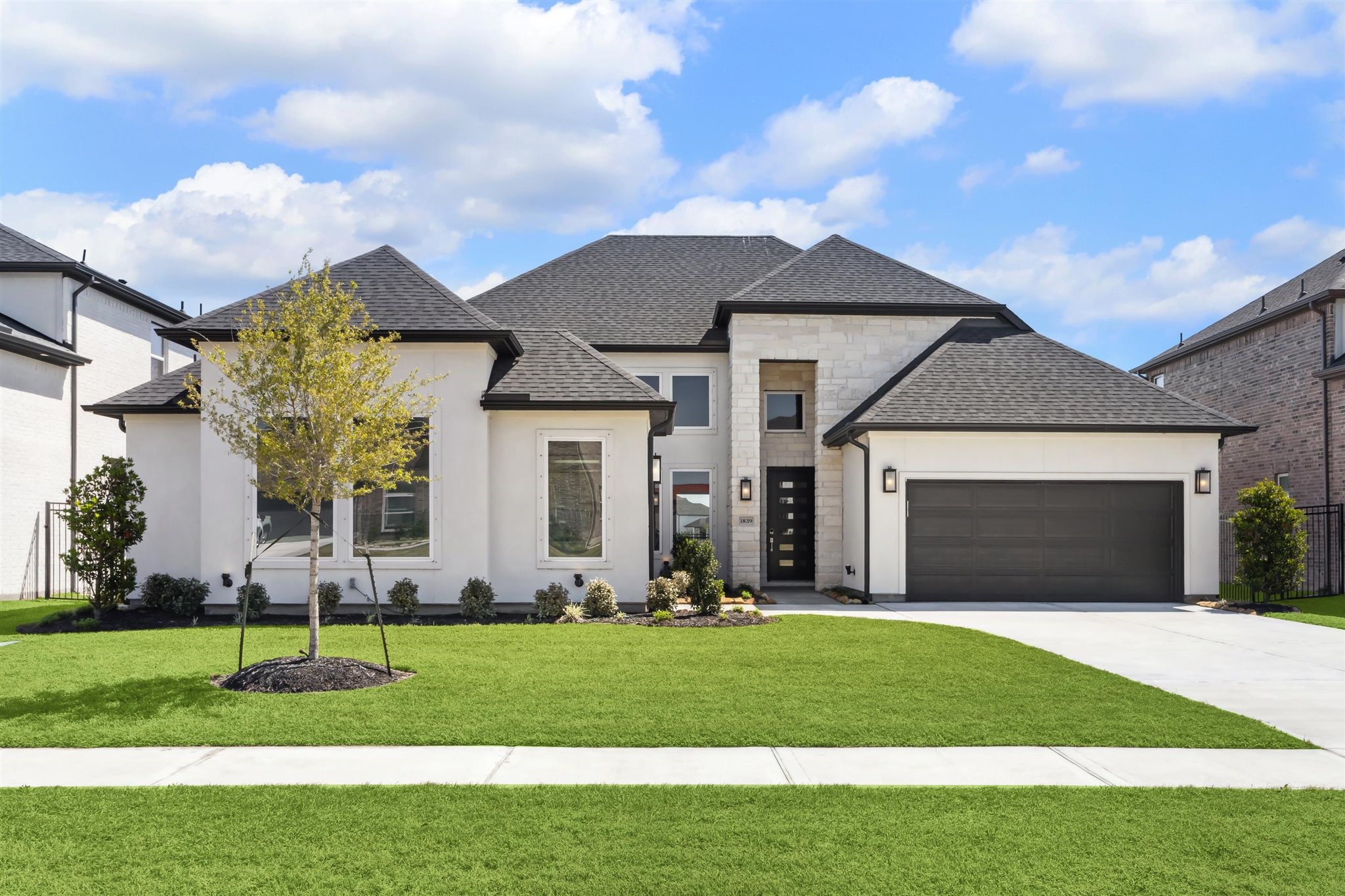 1839 Lake Crest Lane Property Photo