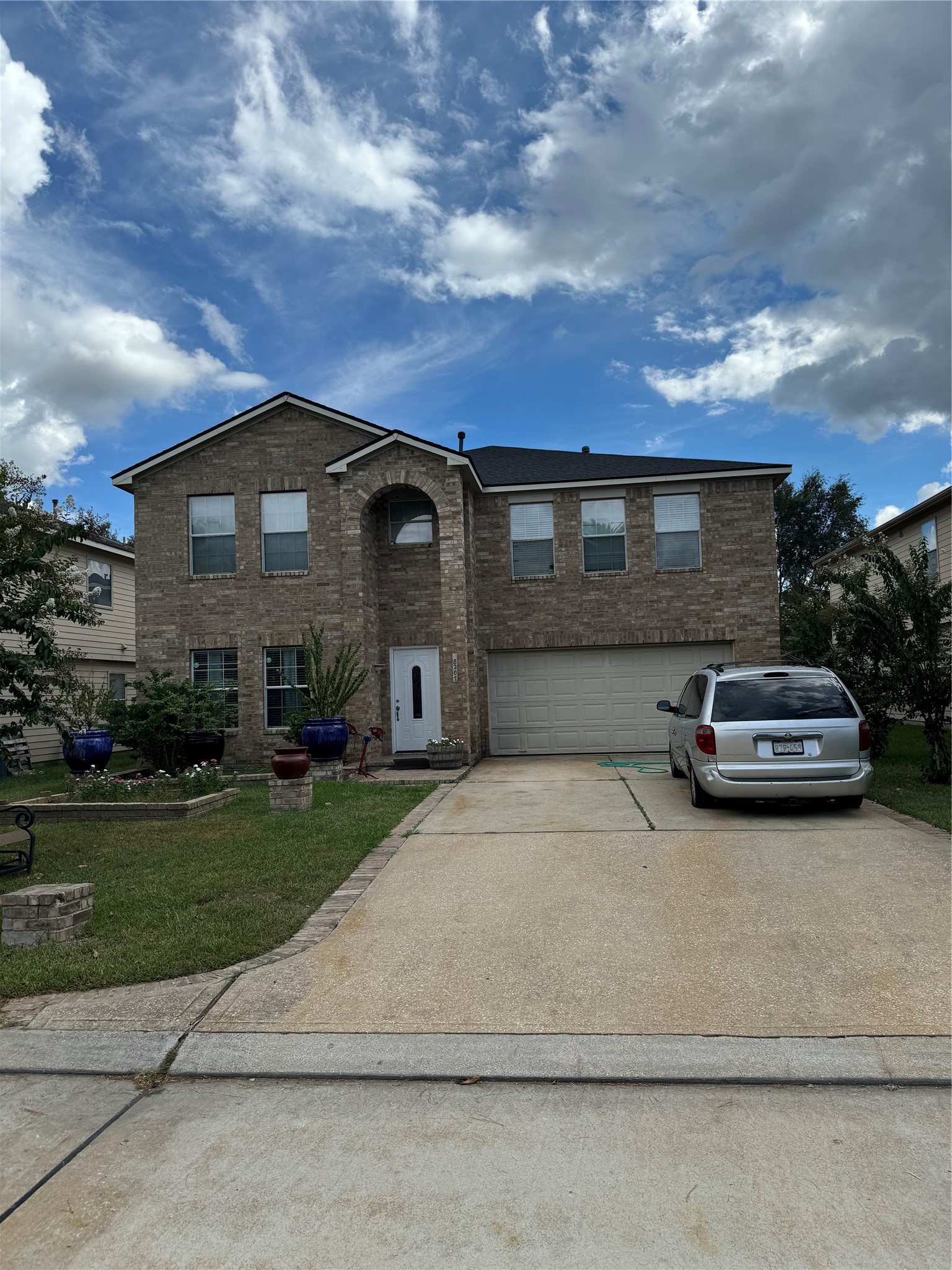 18207 Sea Branch Drive Property Photo 1