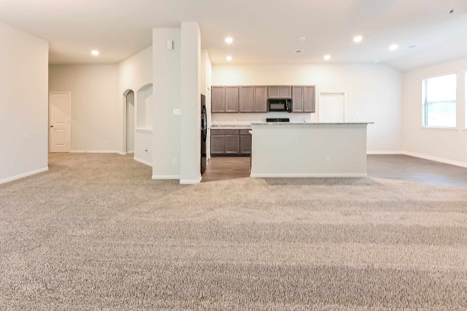 11040 Patriot Court Property Photo 4