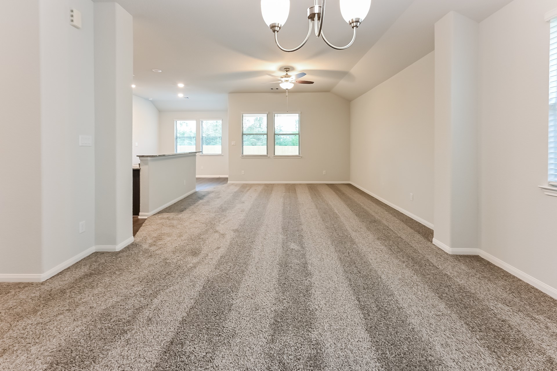 11040 Patriot Court Property Photo 7