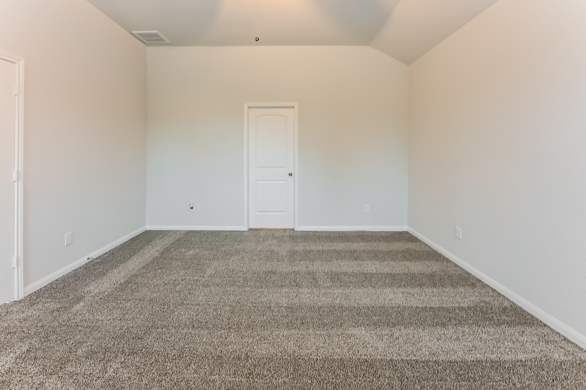 11040 Patriot Court Property Photo 11