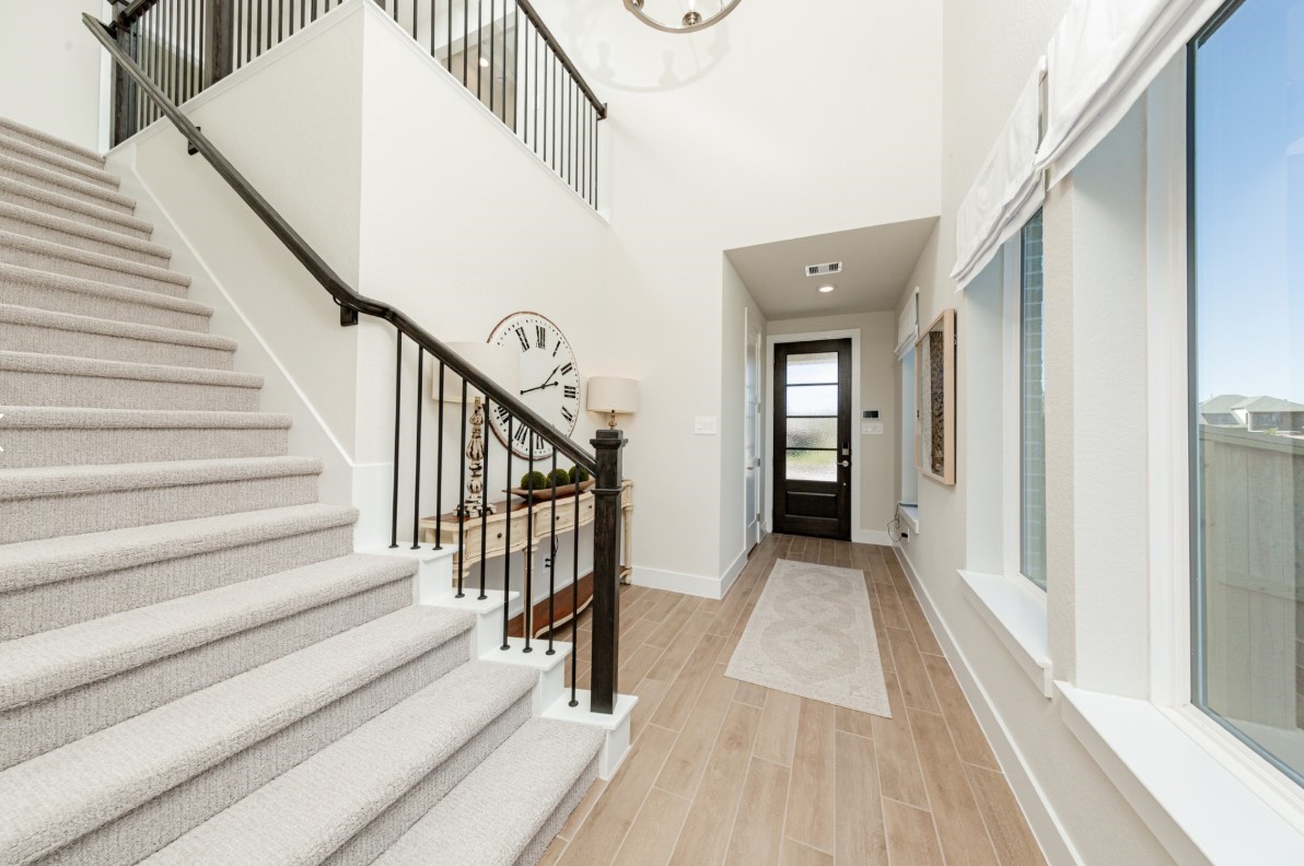 2202 Grapewood Lane Property Photo 1