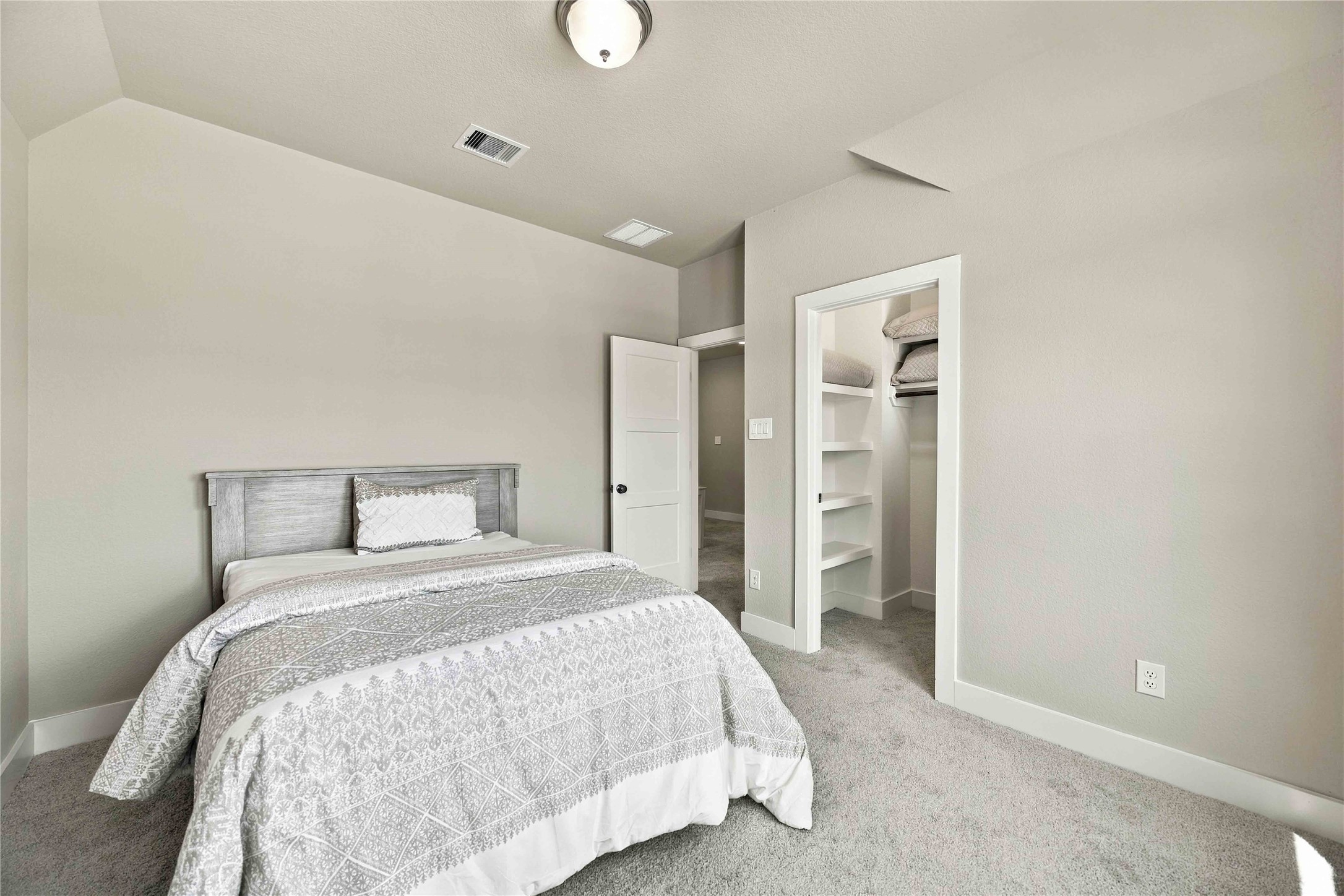 2202 Grapewood Lane Property Photo 24