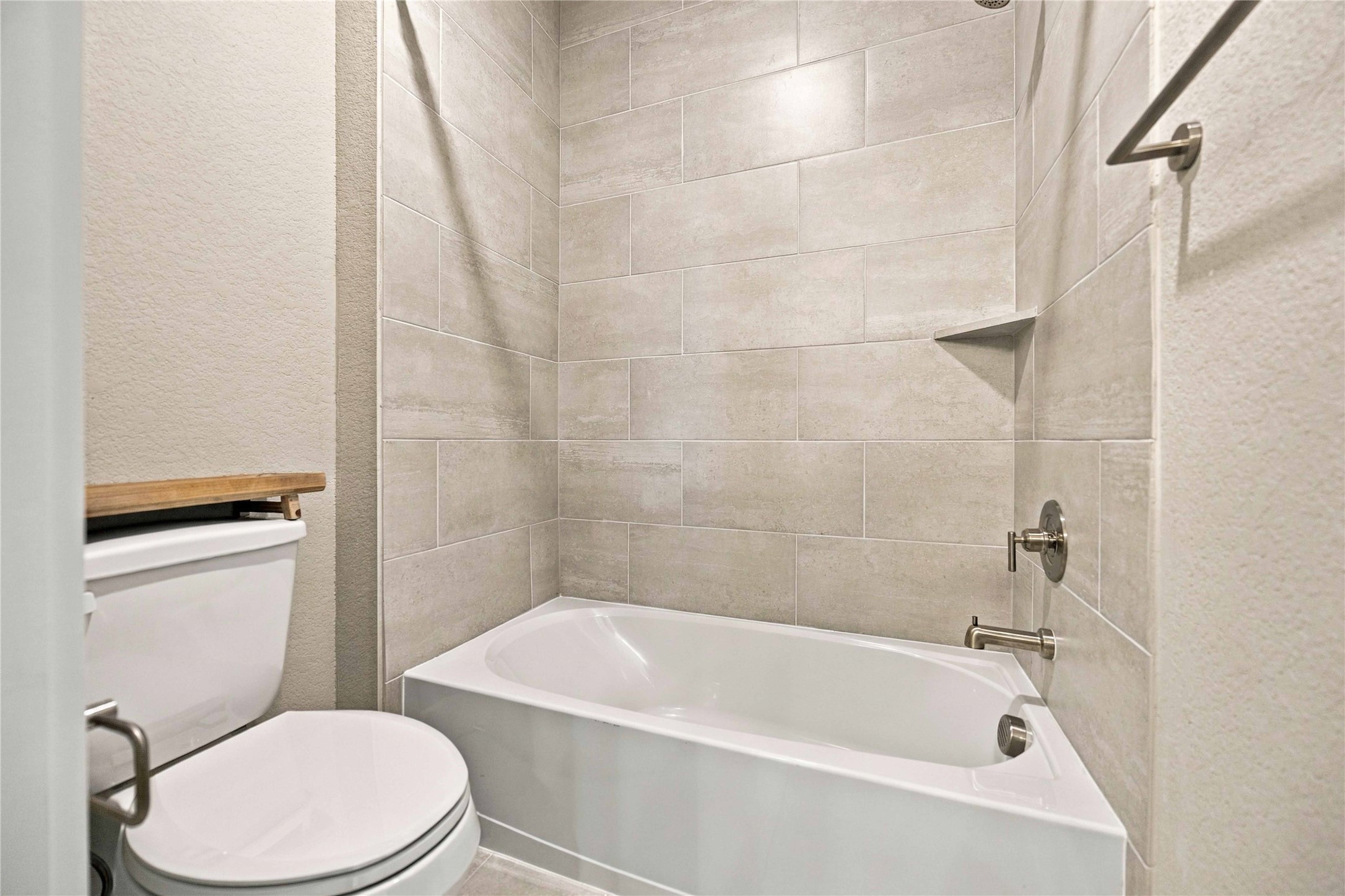 2202 Grapewood Lane Property Photo 29