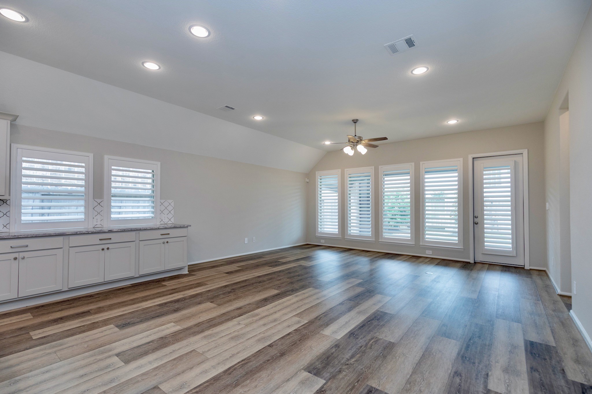 30103 Aralia Drive Property Photo 15