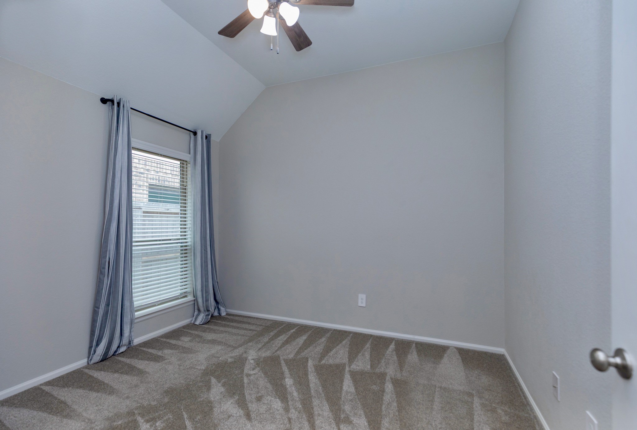 30103 Aralia Drive Property Photo 24
