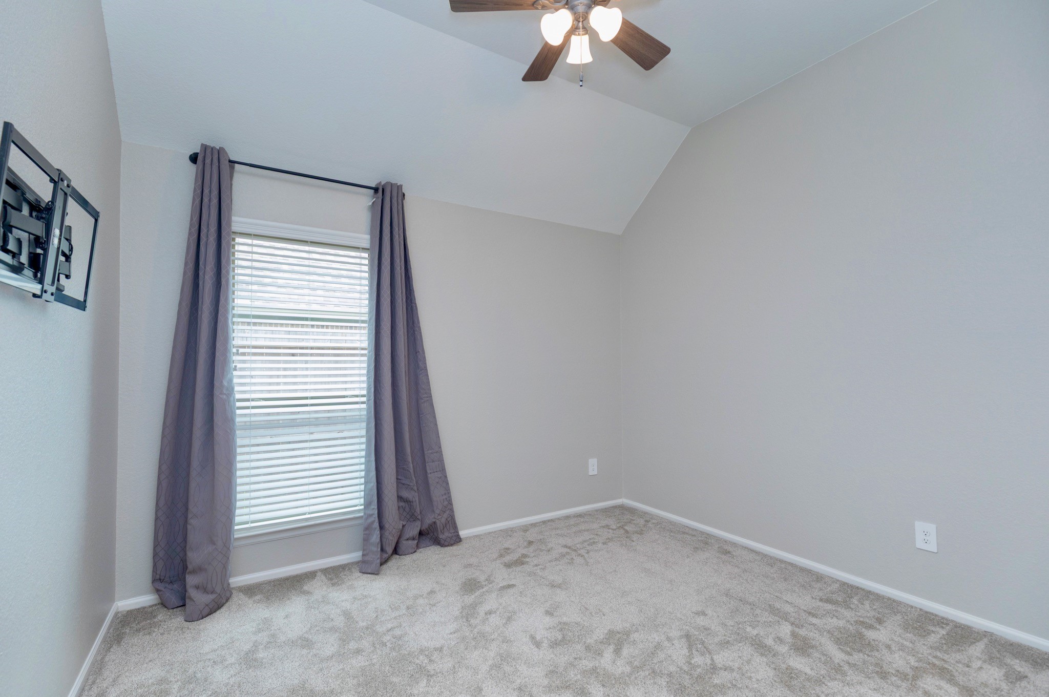 30103 Aralia Drive Property Photo 26