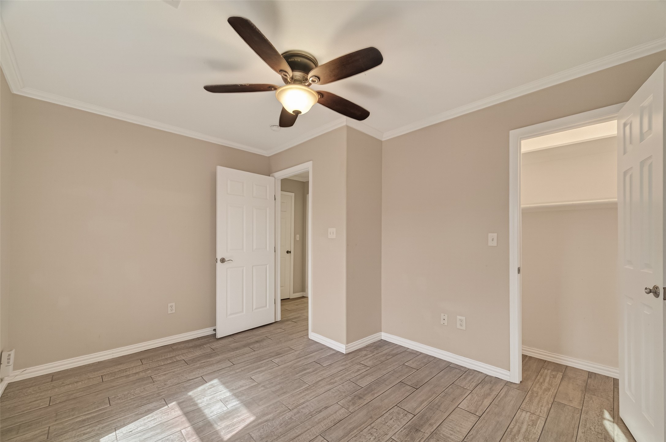 5721 Sylvia Drive Property Photo 12