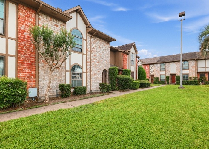 11487 Sabo Road Property Photo 3