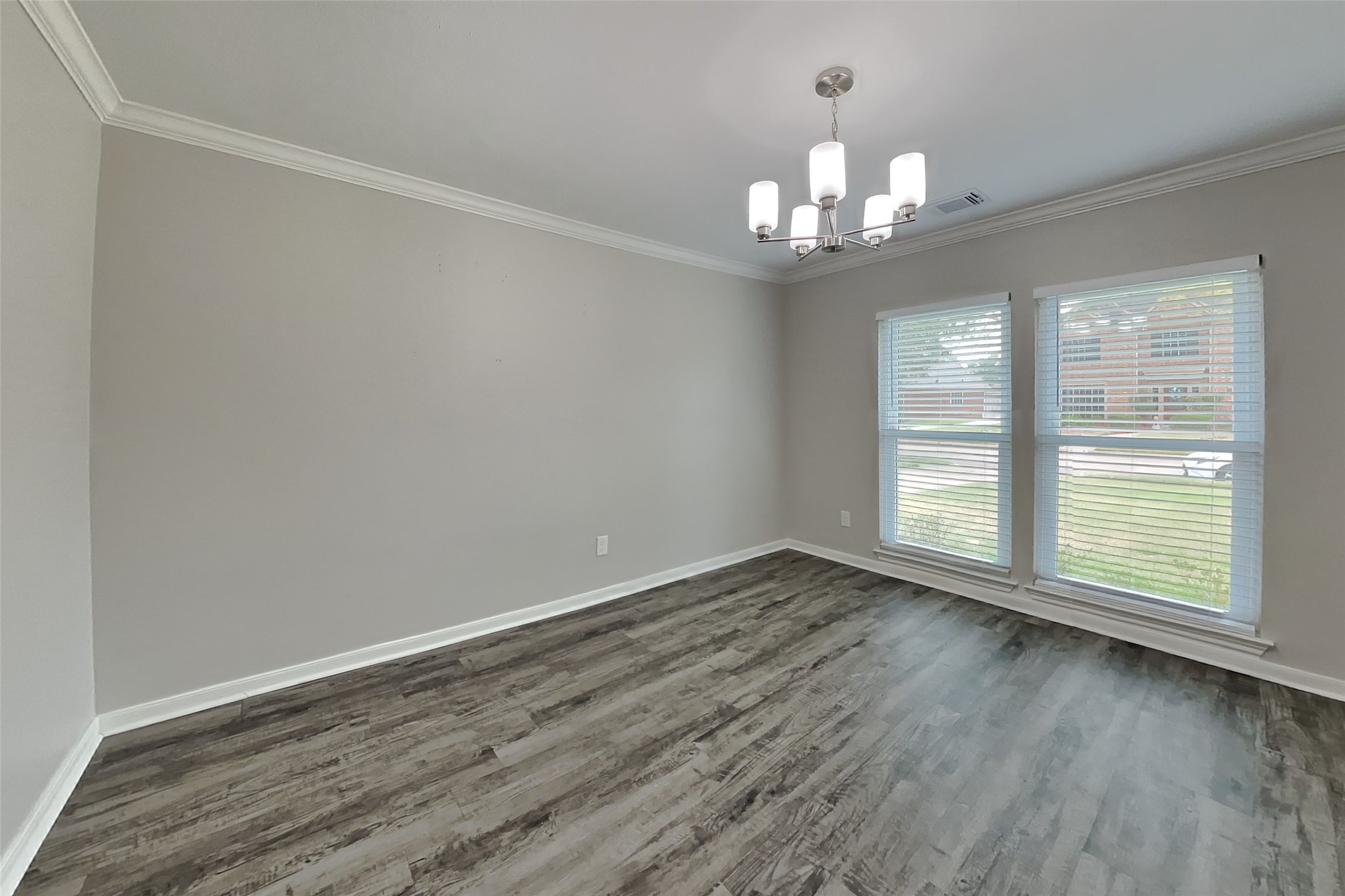 1315 Forest Hollow Drive Property Photo 7