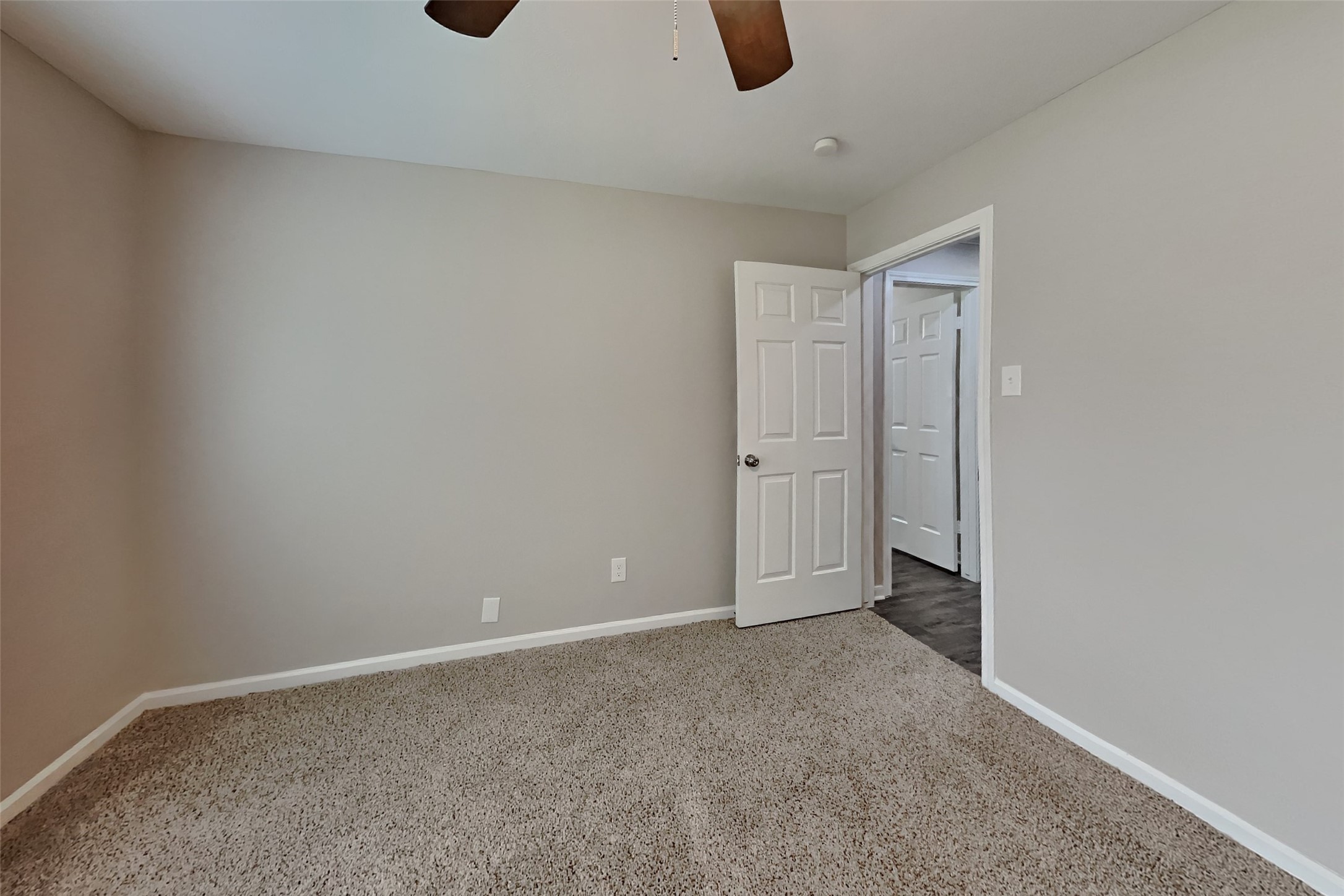 1315 Forest Hollow Drive Property Photo 15