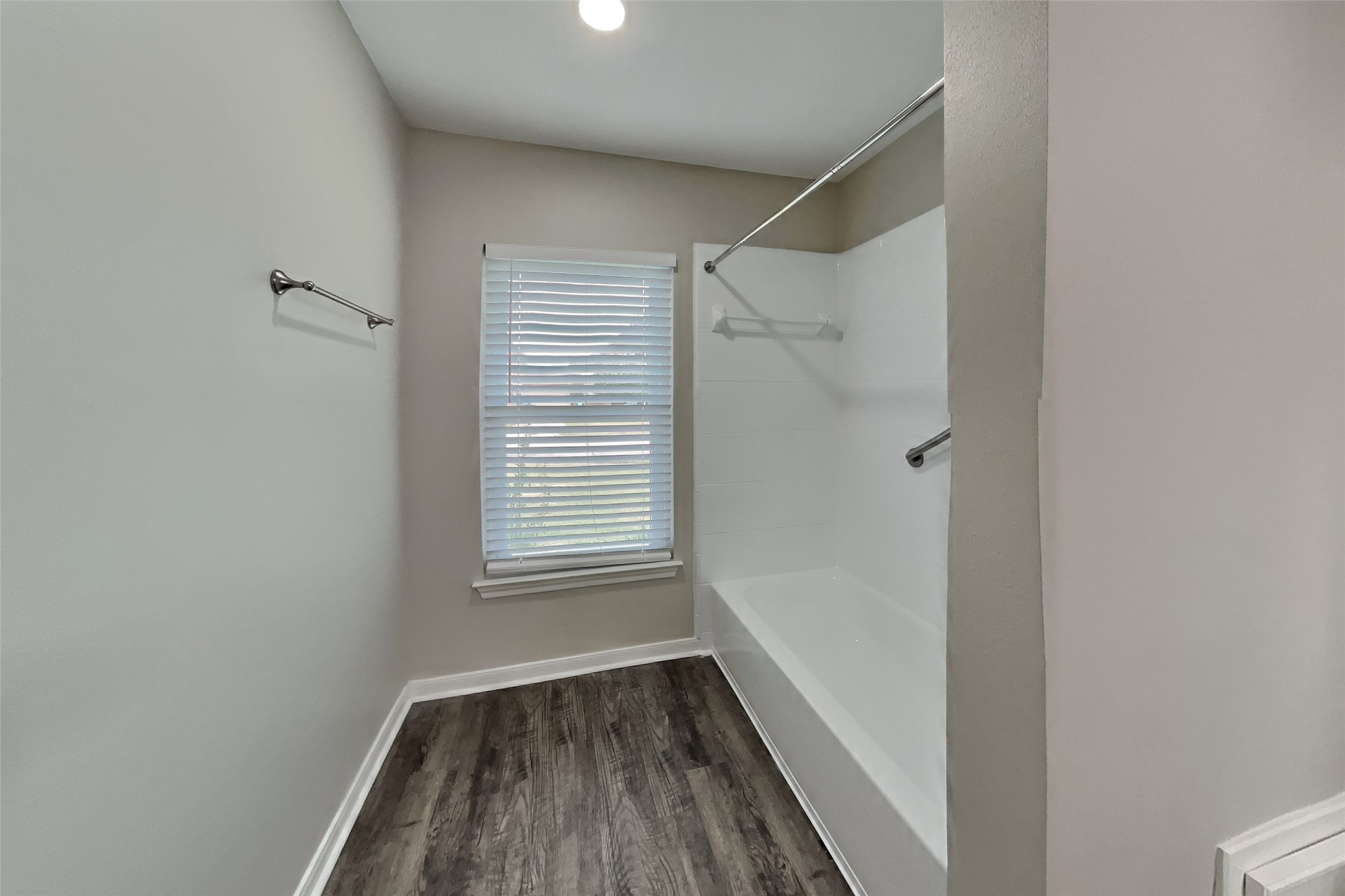 1315 Forest Hollow Drive Property Photo 17