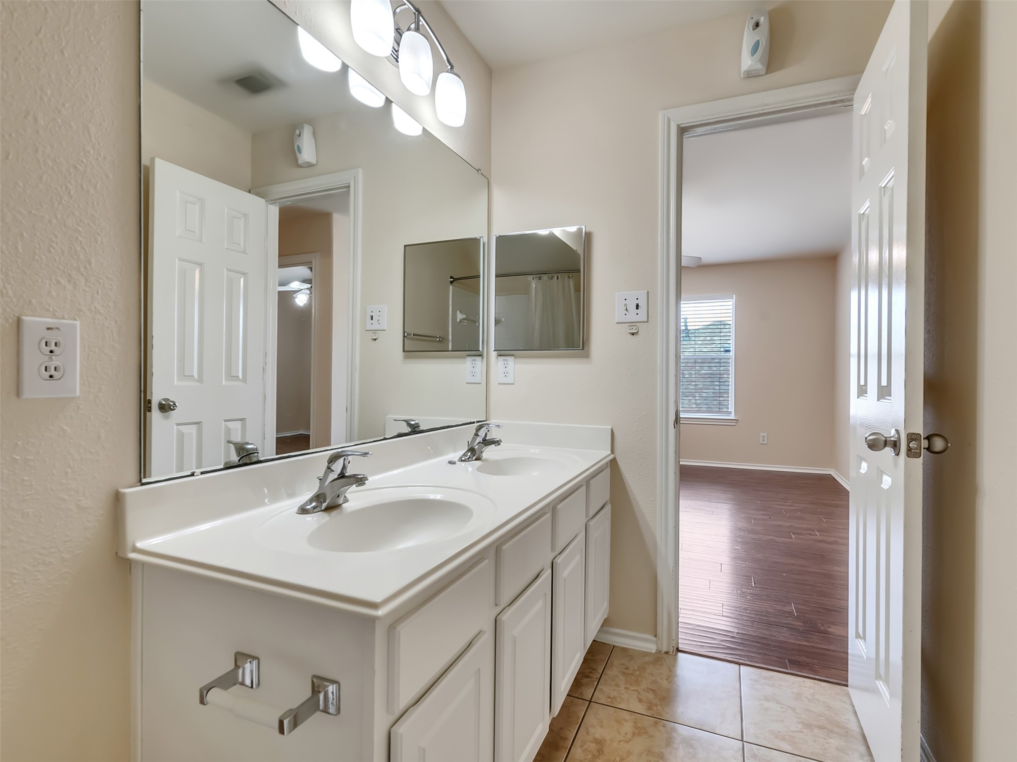 4203 Keystone Trail Property Photo 30