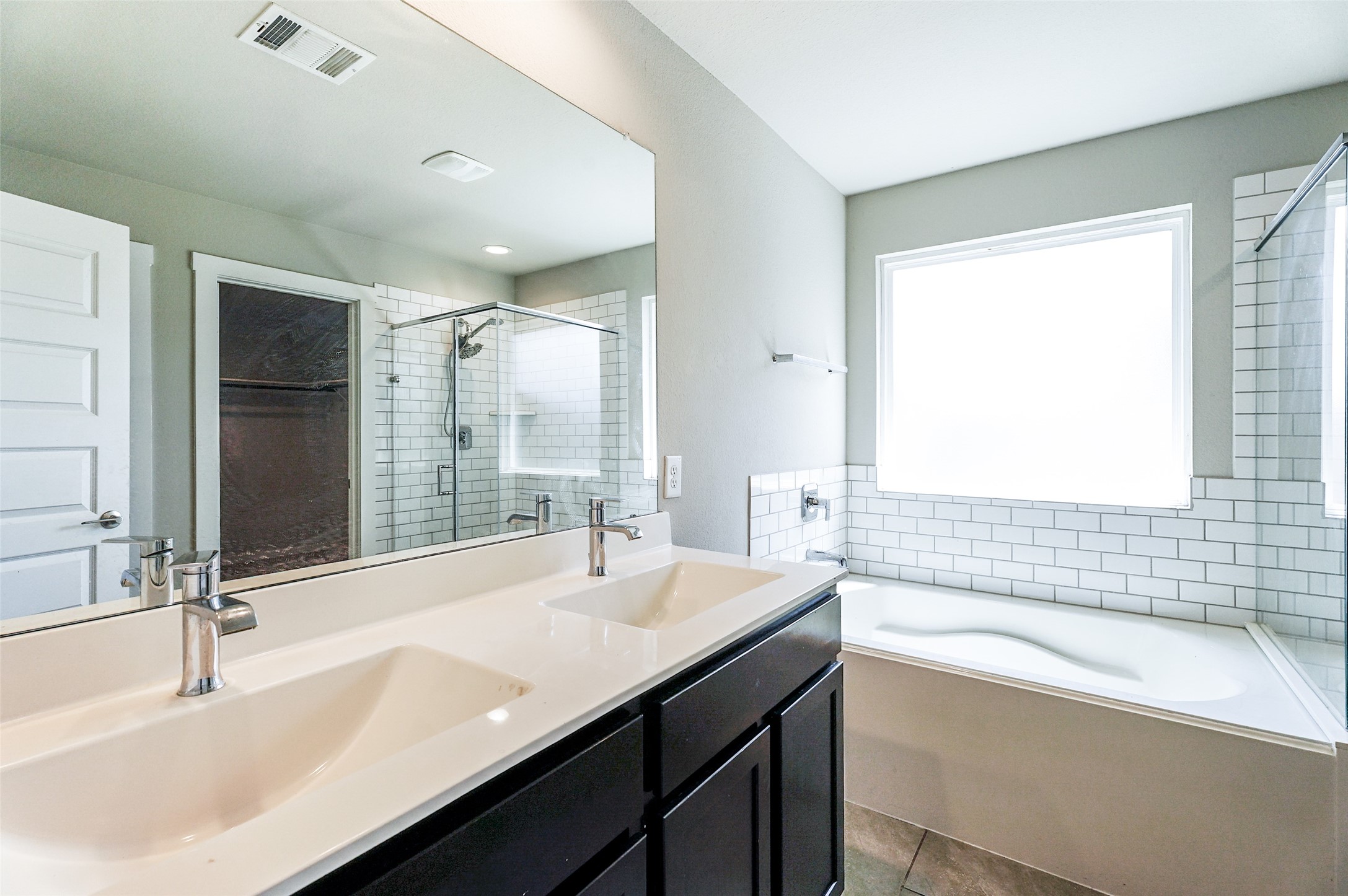 7523 Ramsgate Cliff Lane Property Photo 13