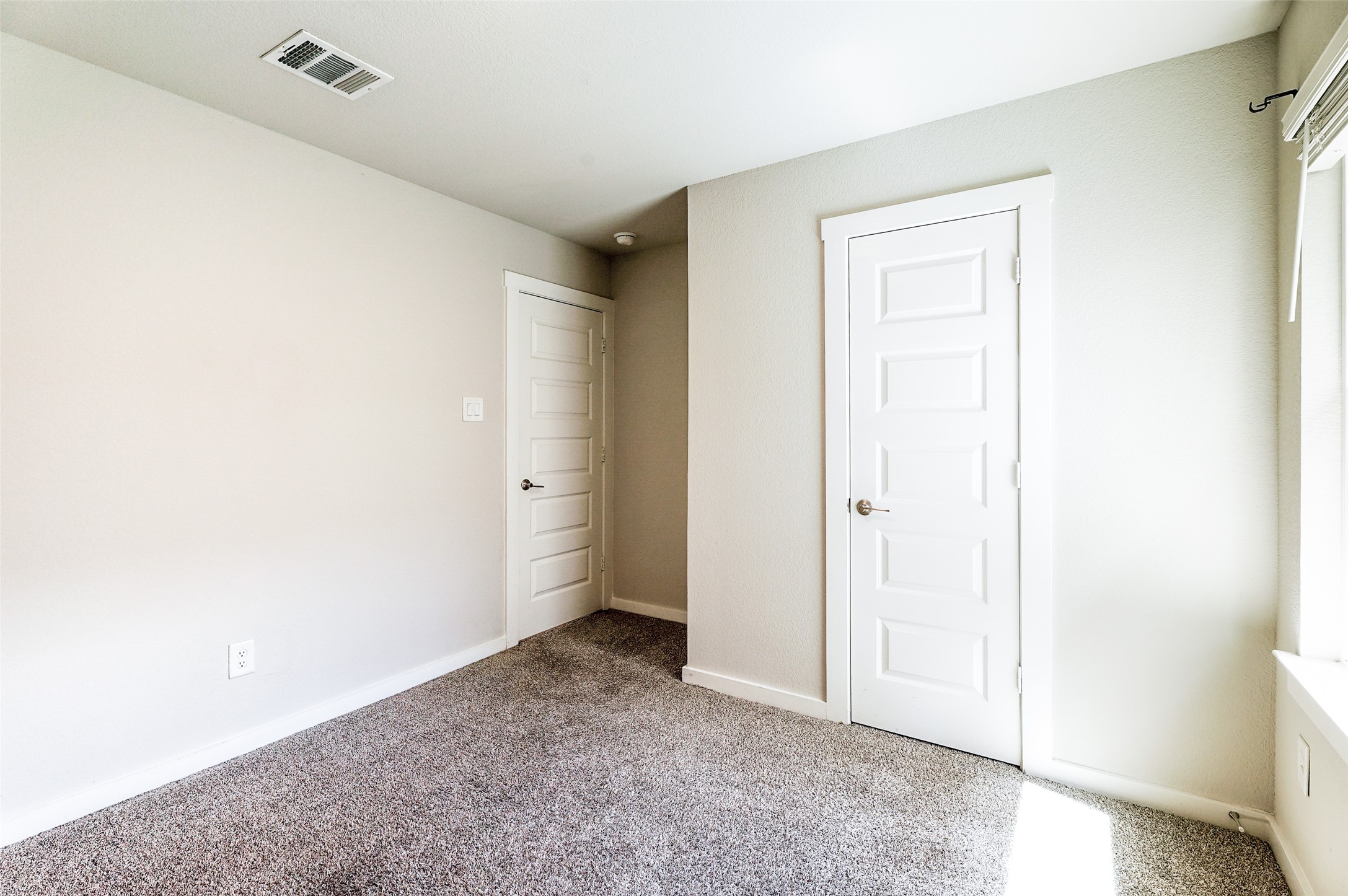 7523 Ramsgate Cliff Lane Property Photo 18