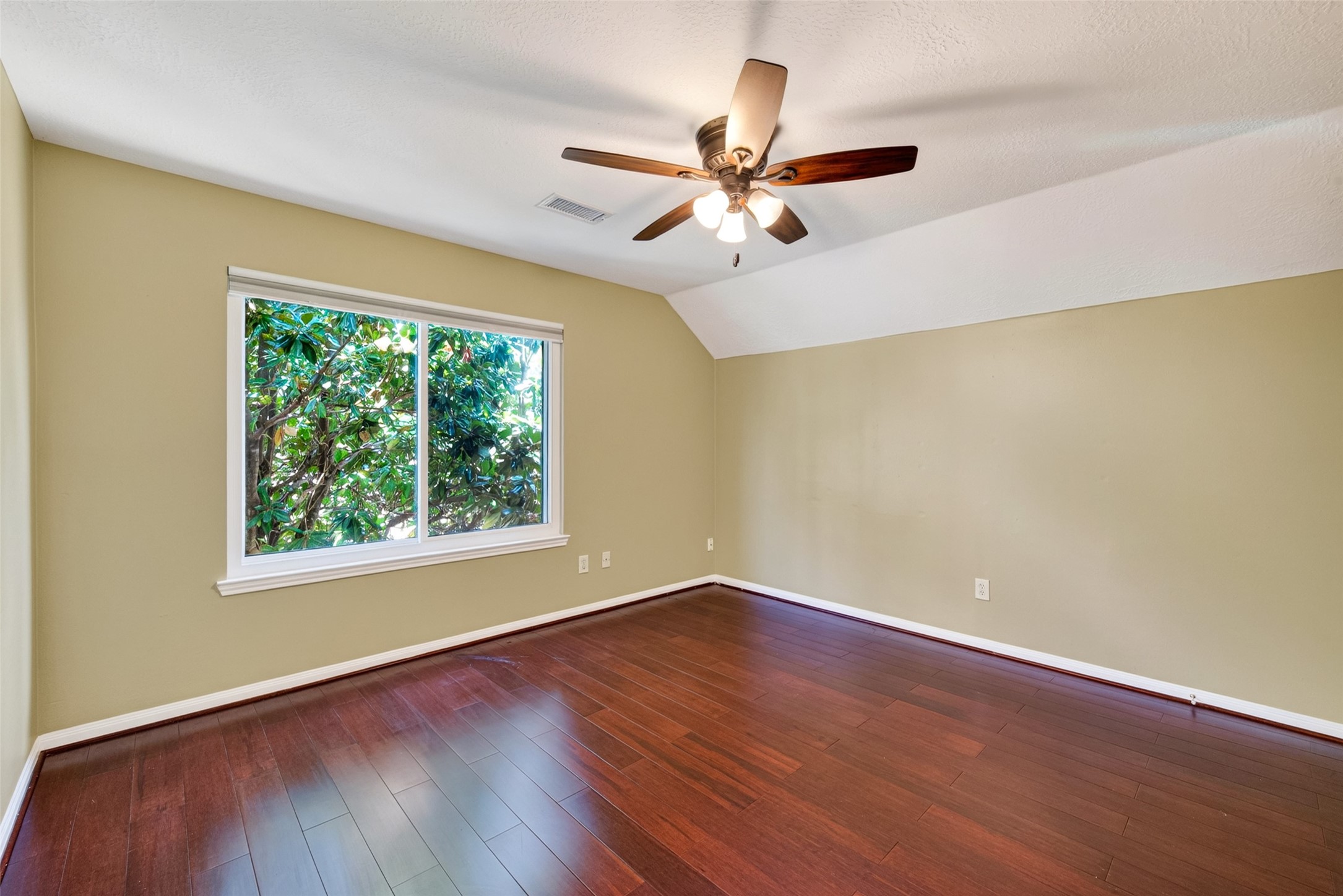 2706 Blue Wind Court Property Photo 35