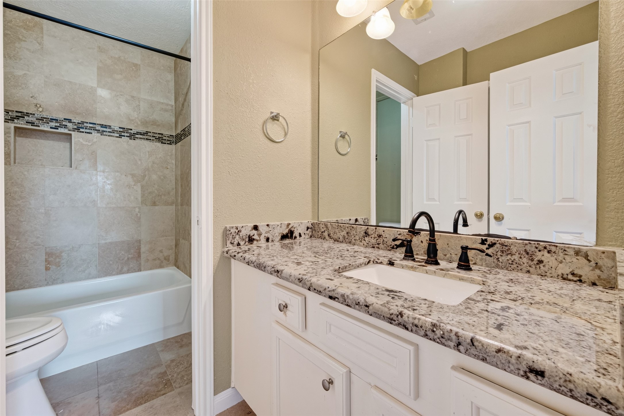 2706 Blue Wind Court Property Photo 39