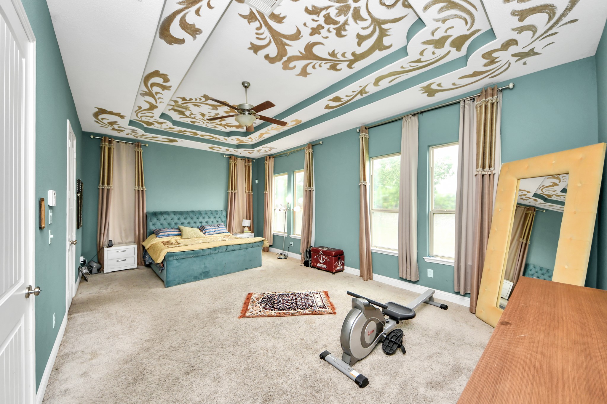 20211 Cascading Falls Boulevard Property Photo 12