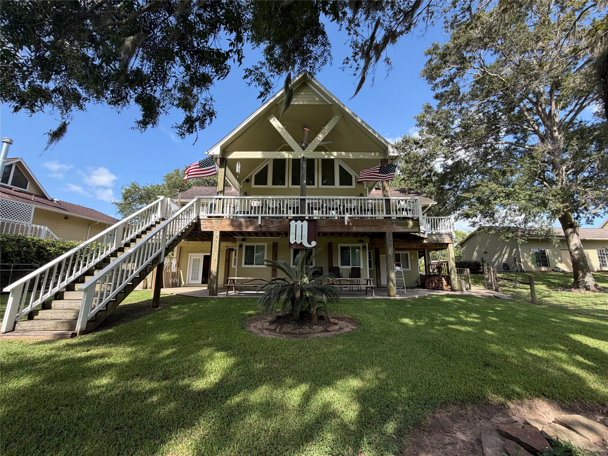 1617 County Road 244a Property Photo 1