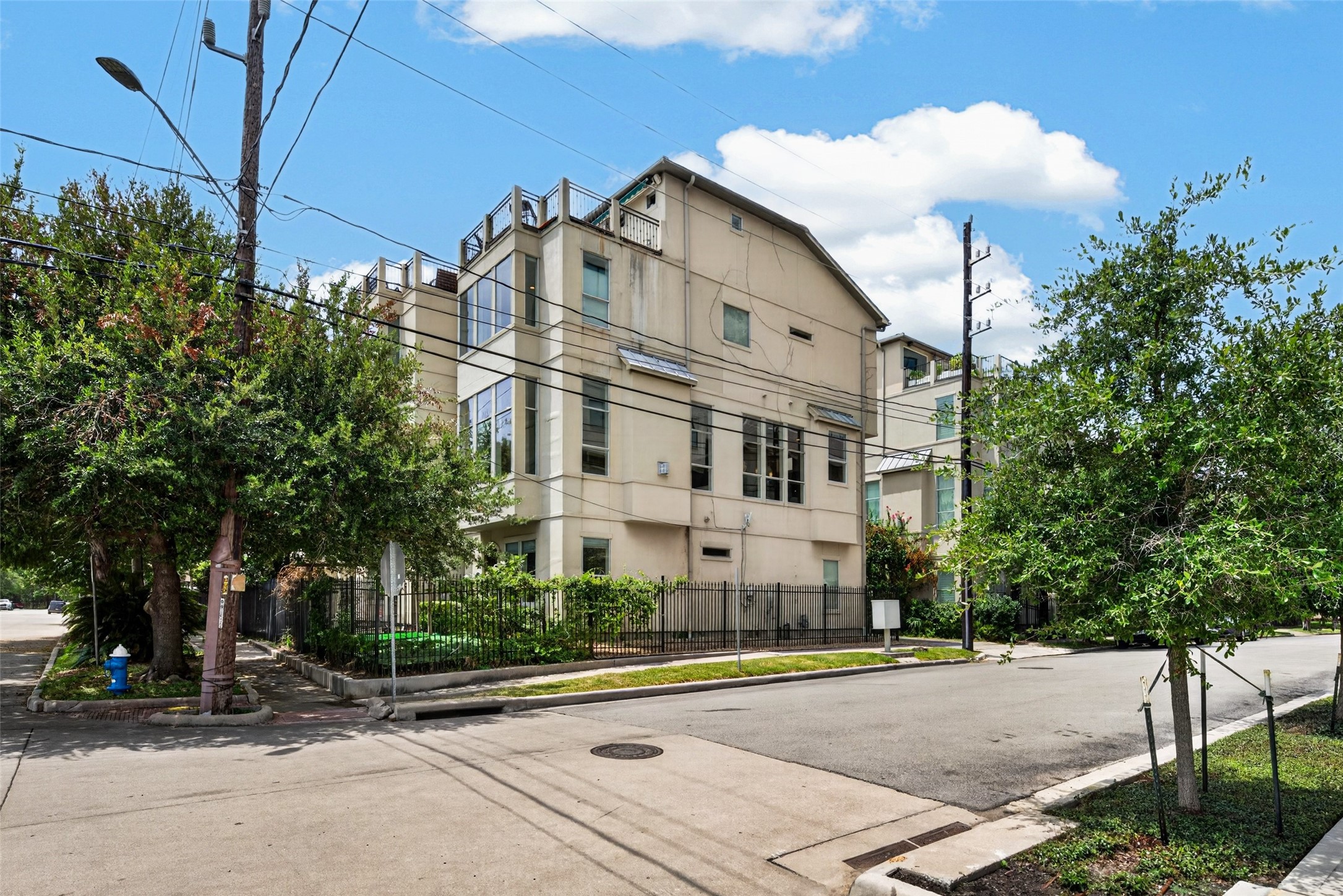 128 Drew Street Property Photo 1
