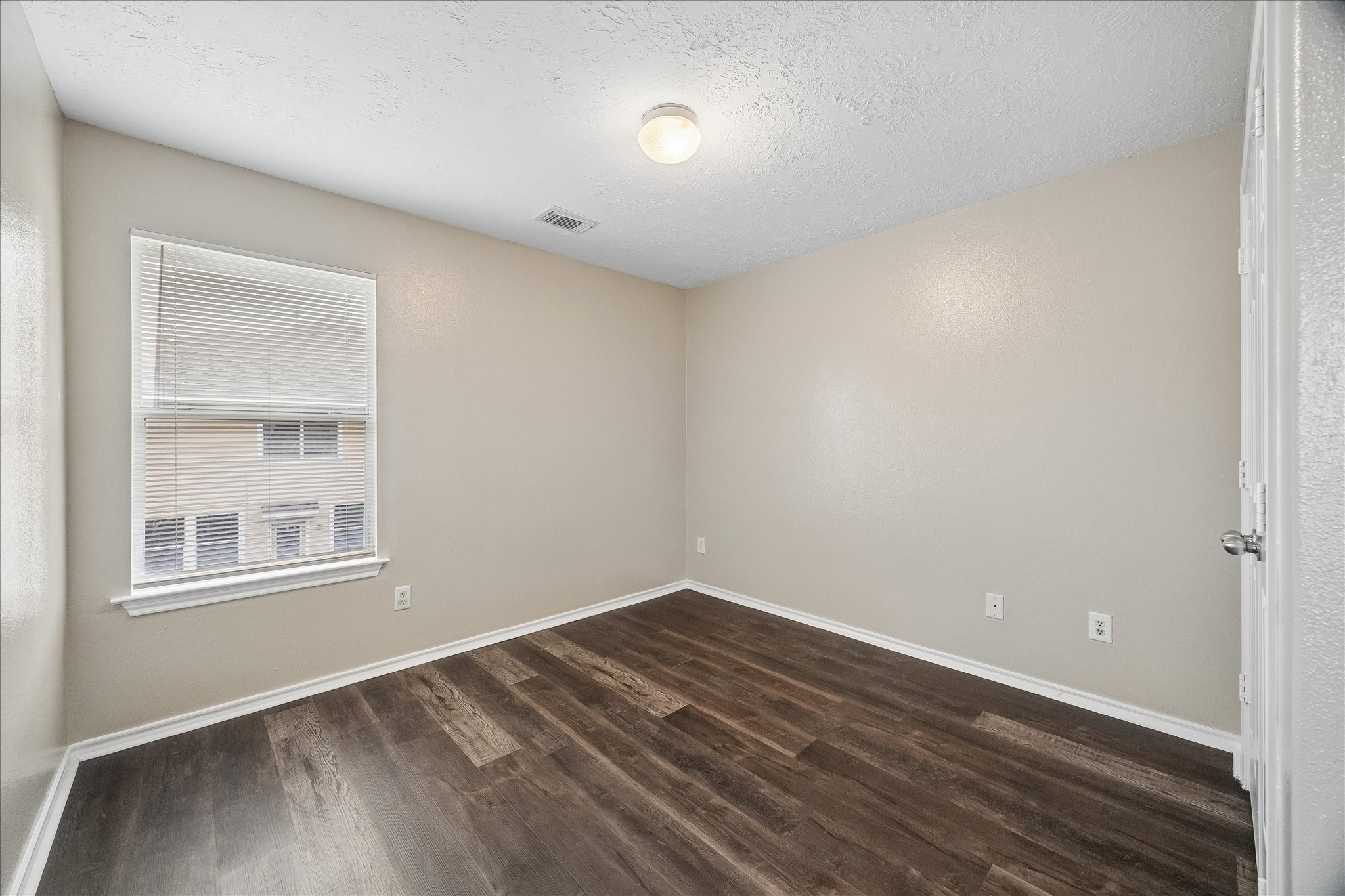 14334 Fairbuff Lane Property Photo 12