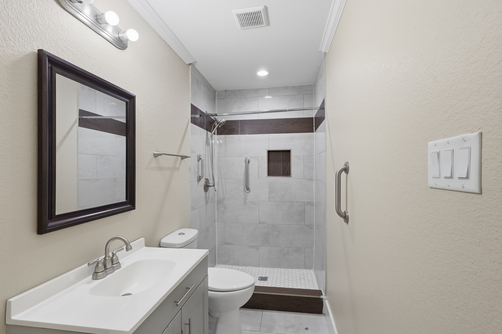 1419 Roper Street Property Photo 14