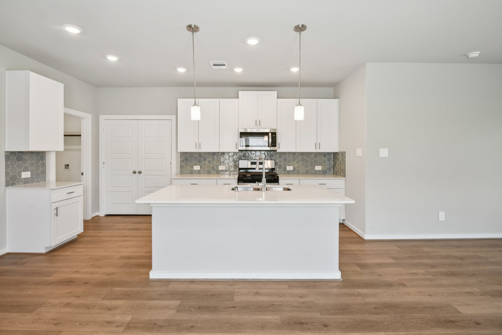 403 Sunrise Ranch Drive Property Photo 12