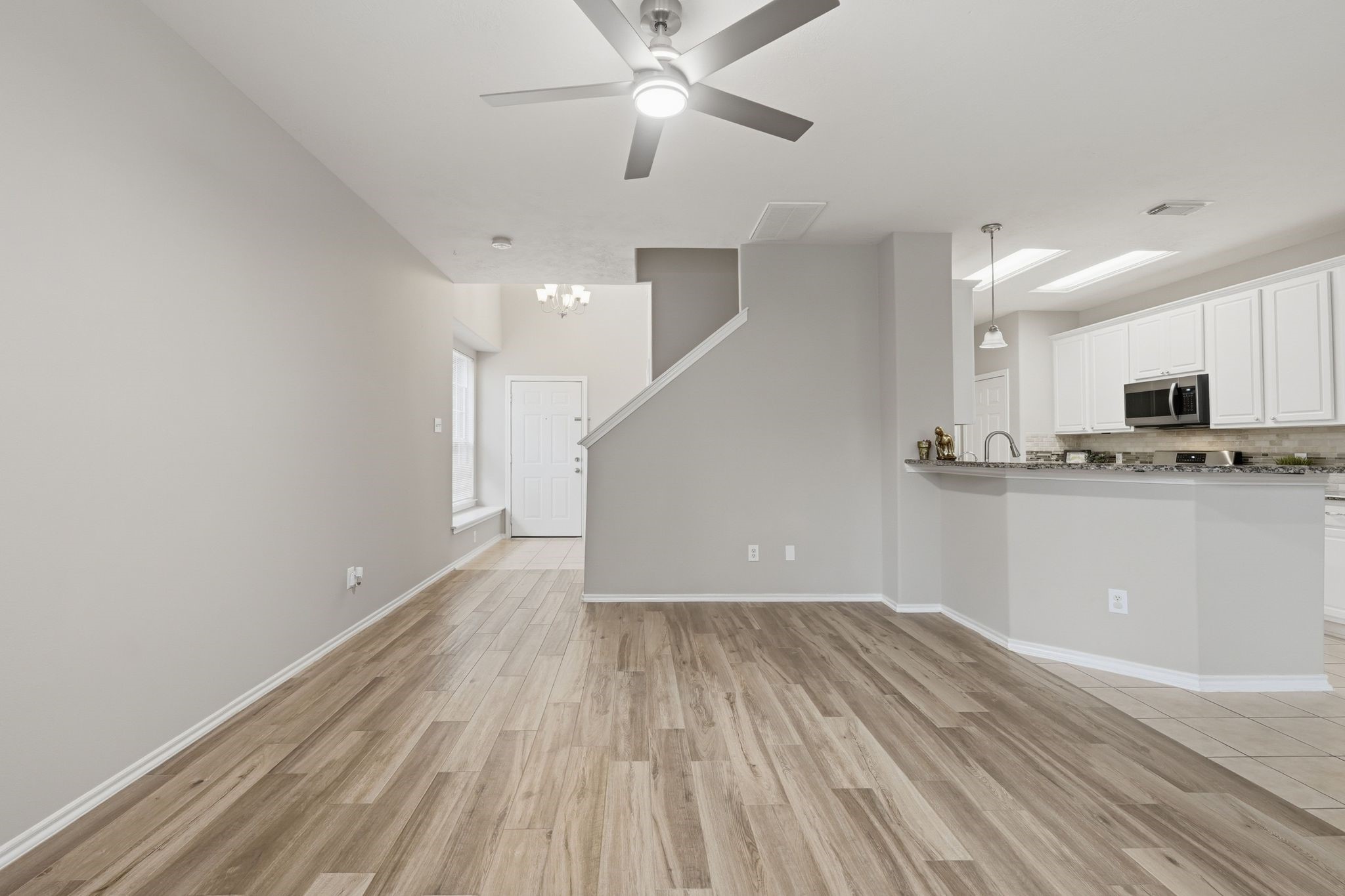 71 S Burberry Park Circle Property Photo 10