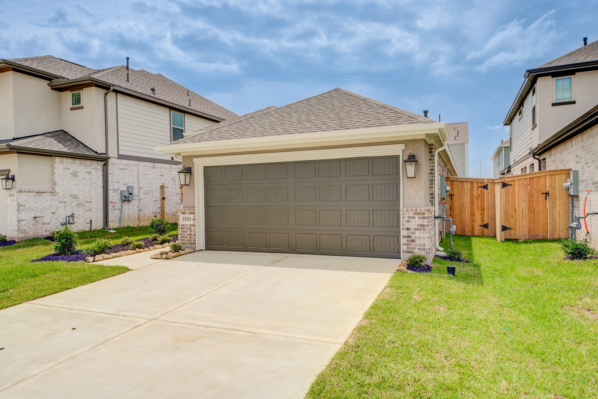 312 Gambels Quail Road Property Photo 5