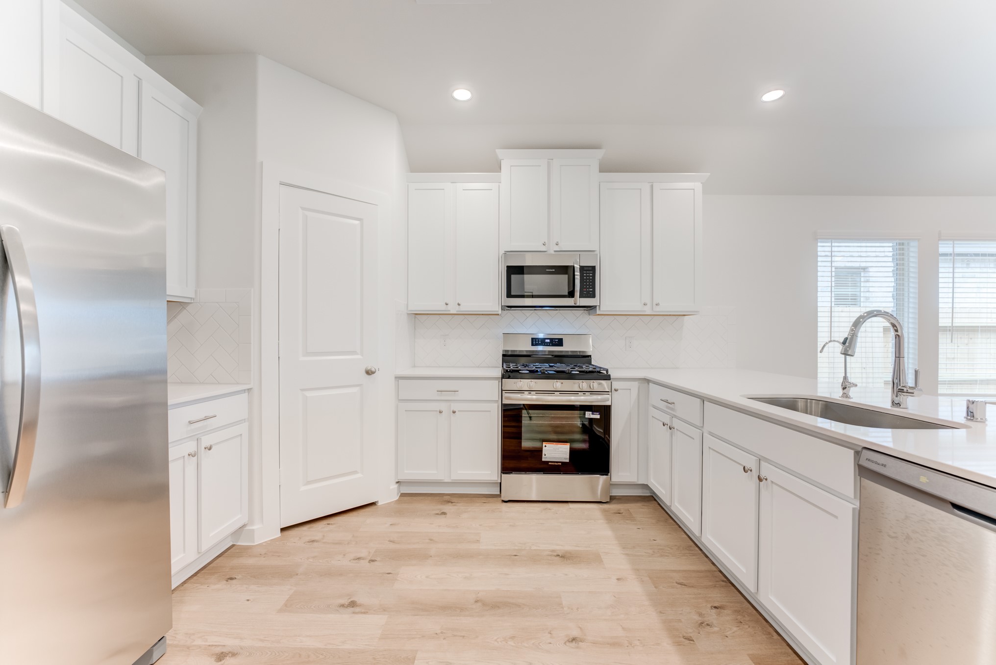 312 Gambels Quail Road Property Photo 15