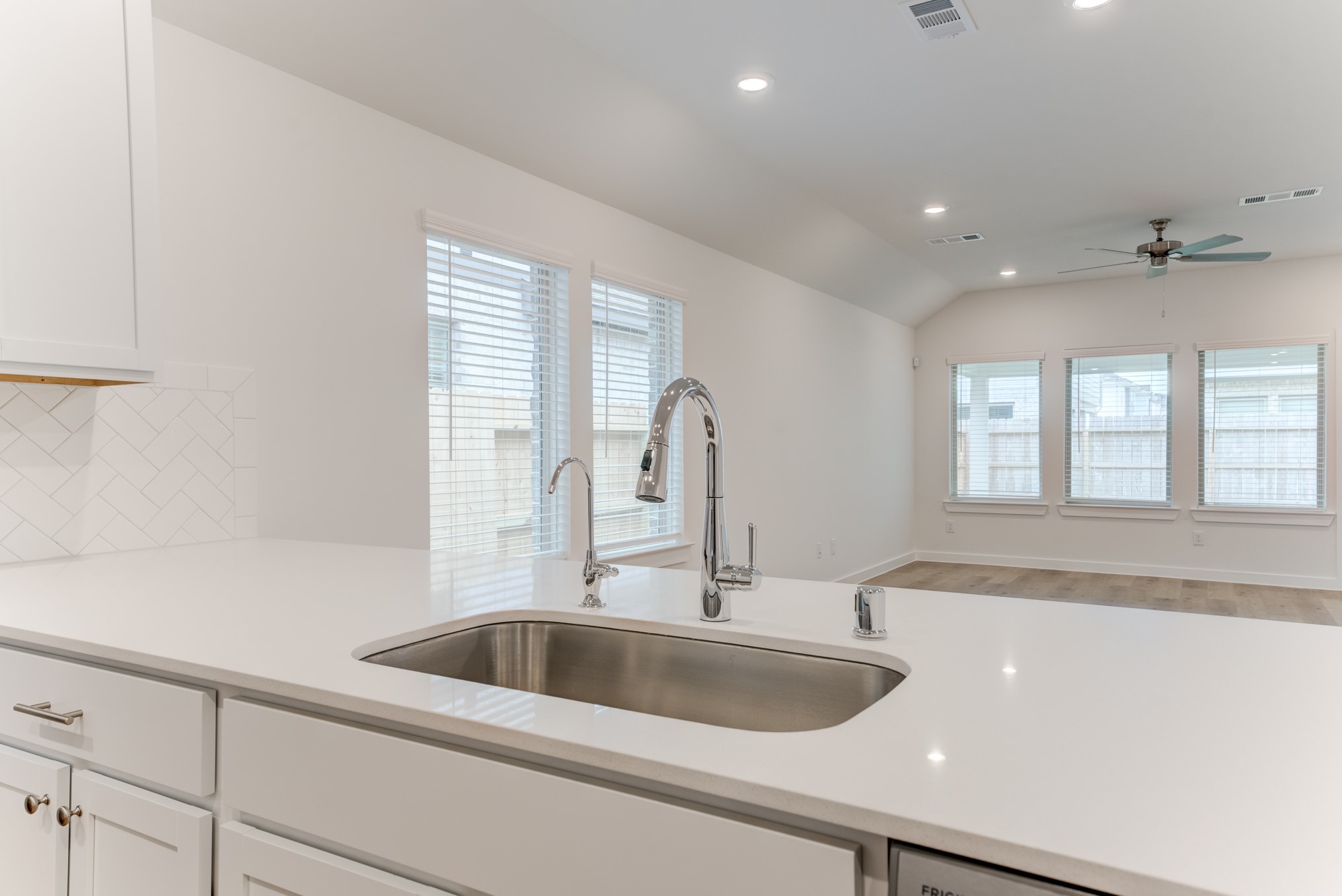 312 Gambels Quail Road Property Photo 19