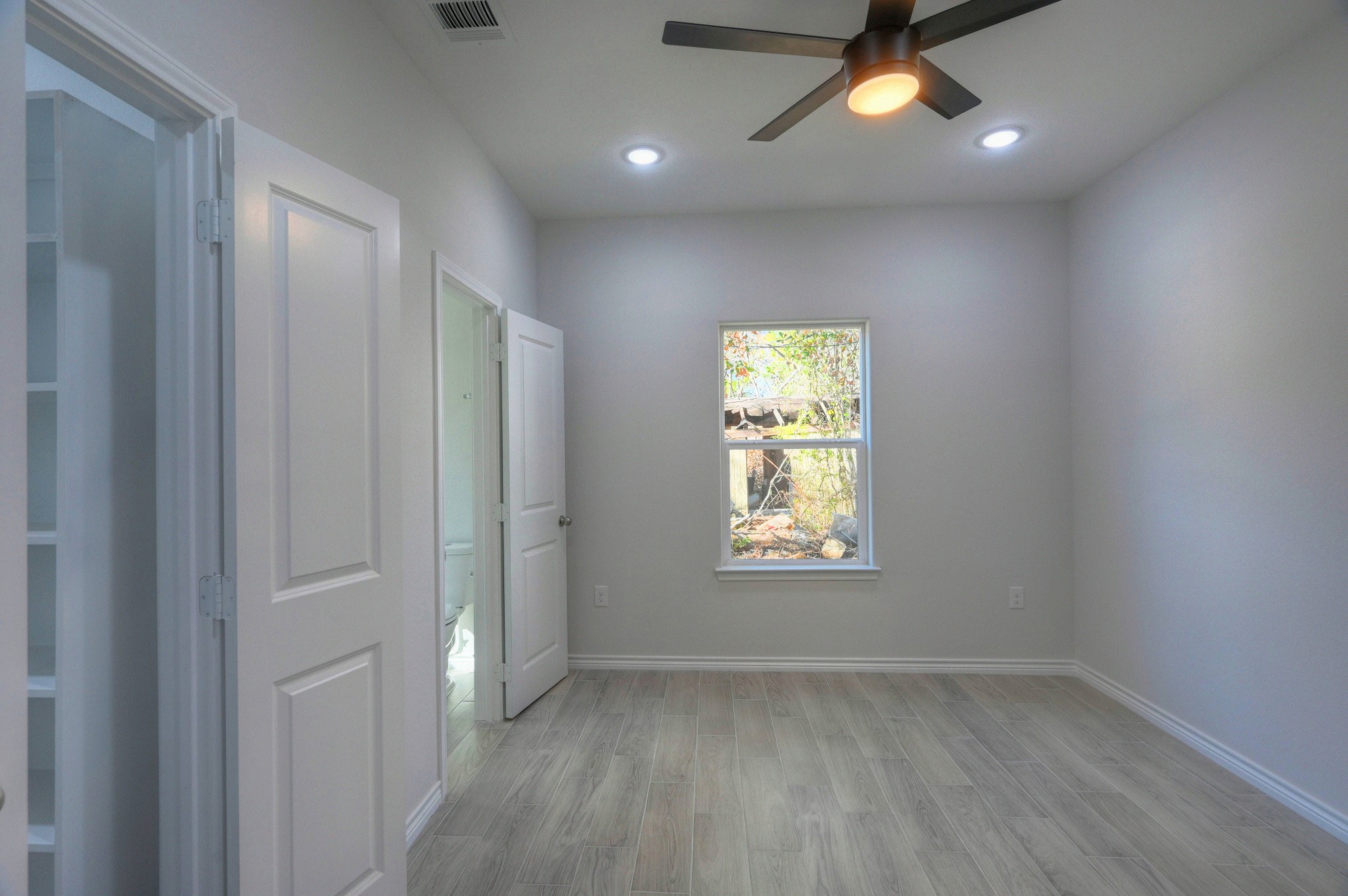10085 Calendar Street Property Photo 23