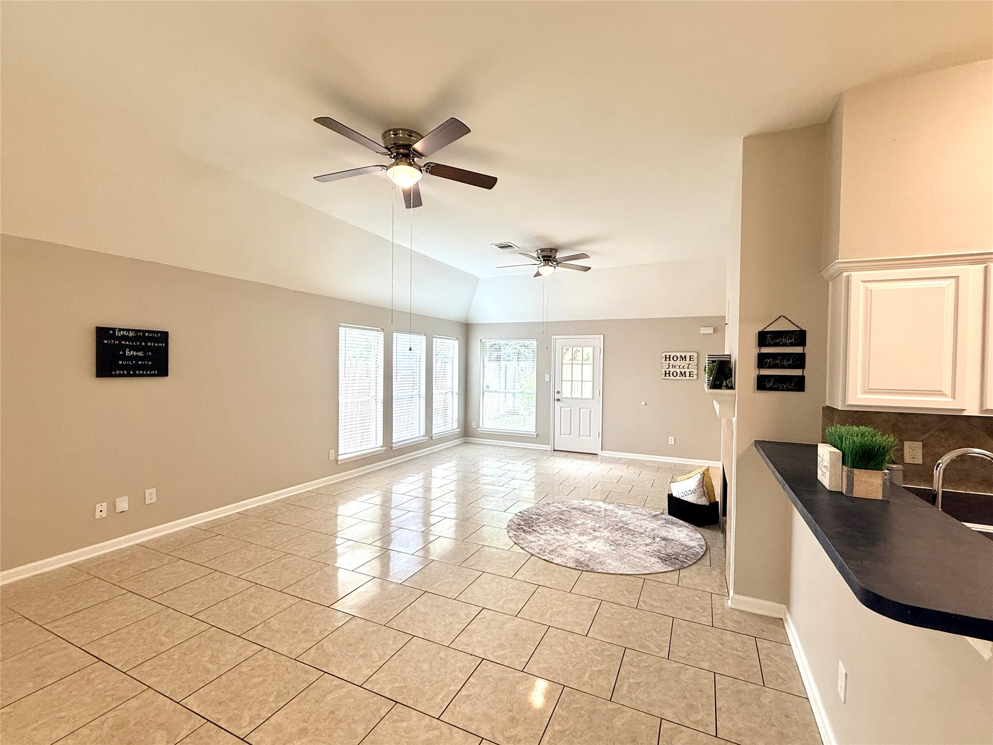 1307 E April Rain Court Property Photo 10