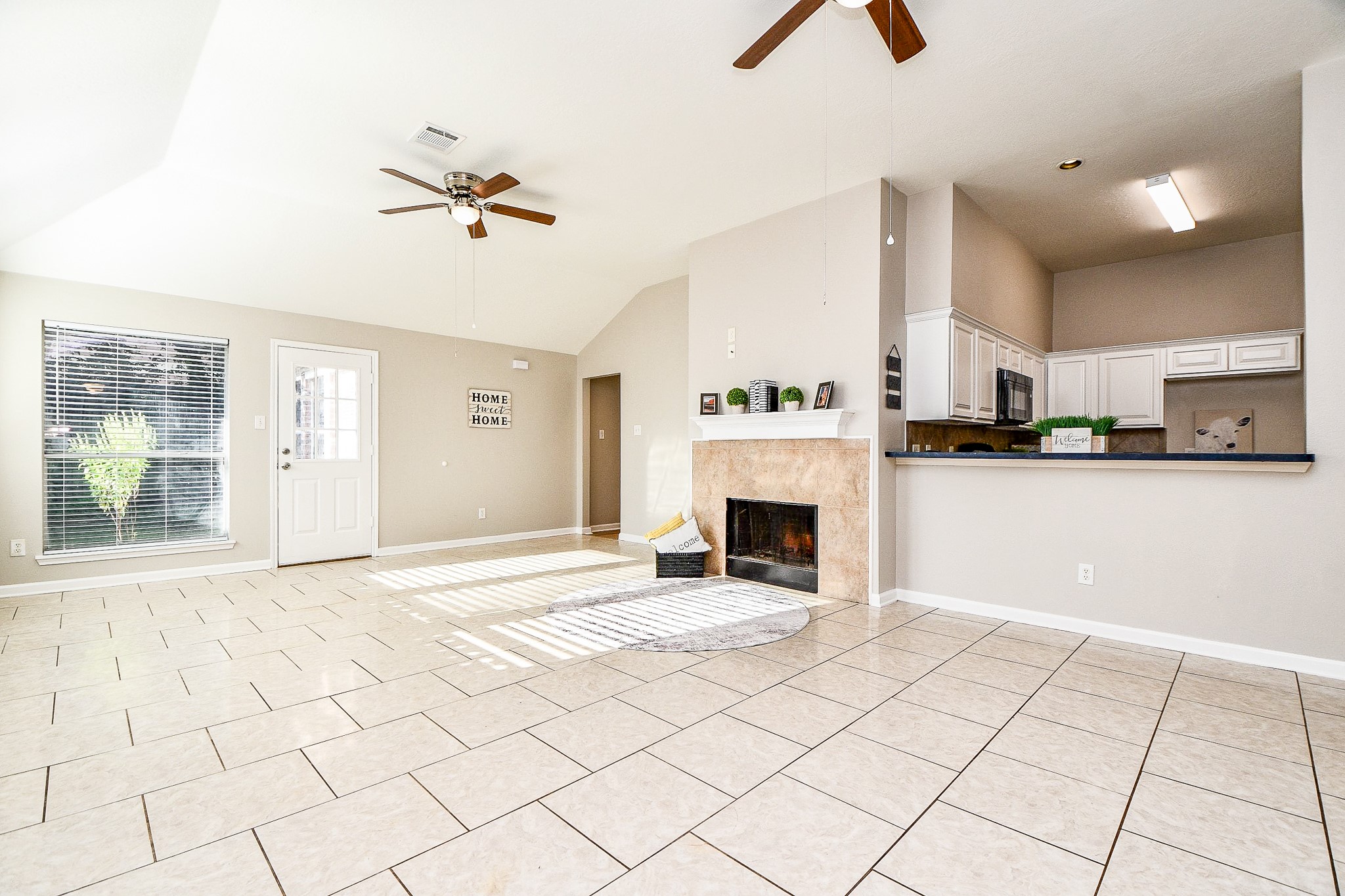 1307 E April Rain Court Property Photo 36