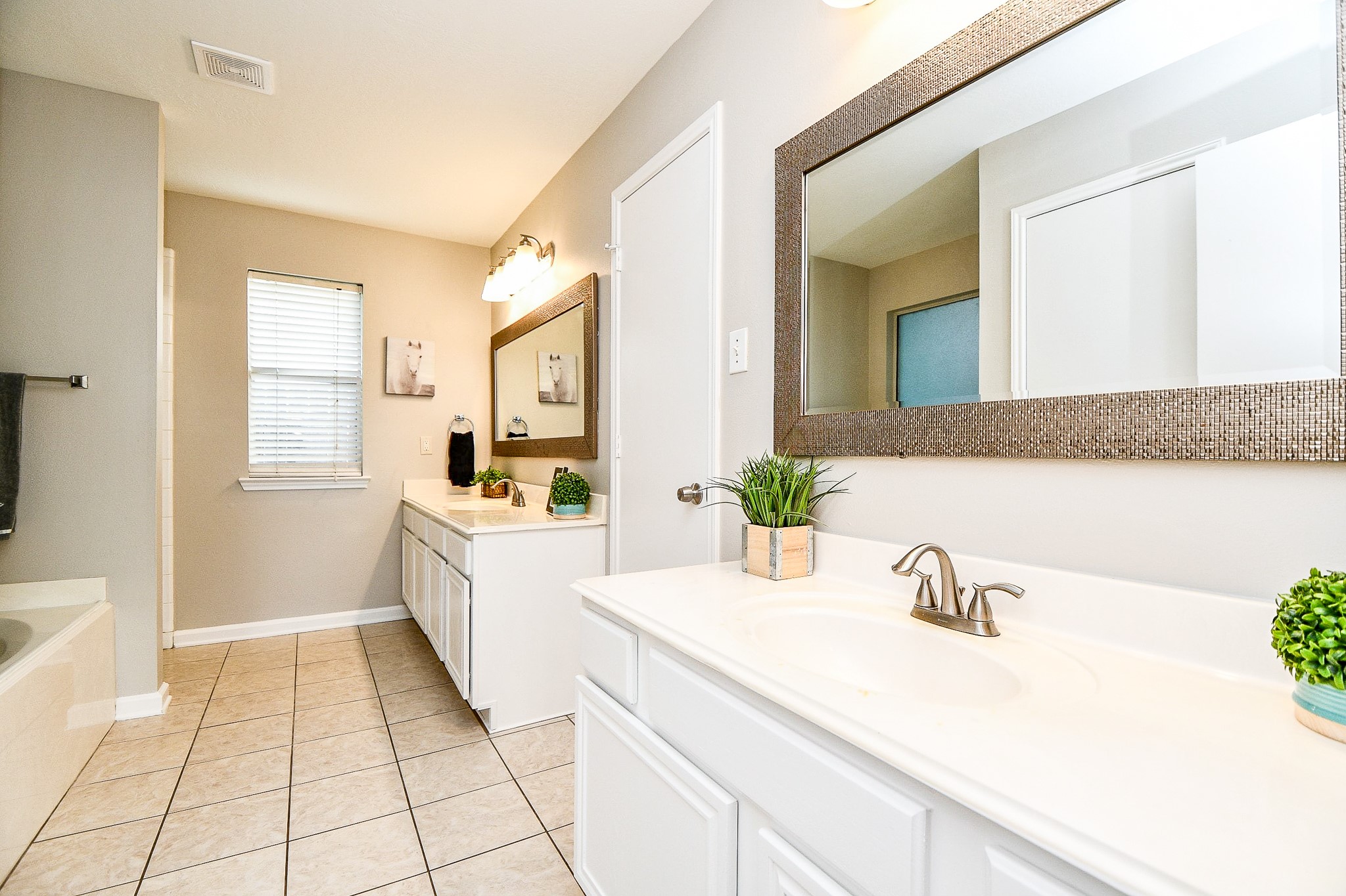 1307 E April Rain Court Property Photo 42