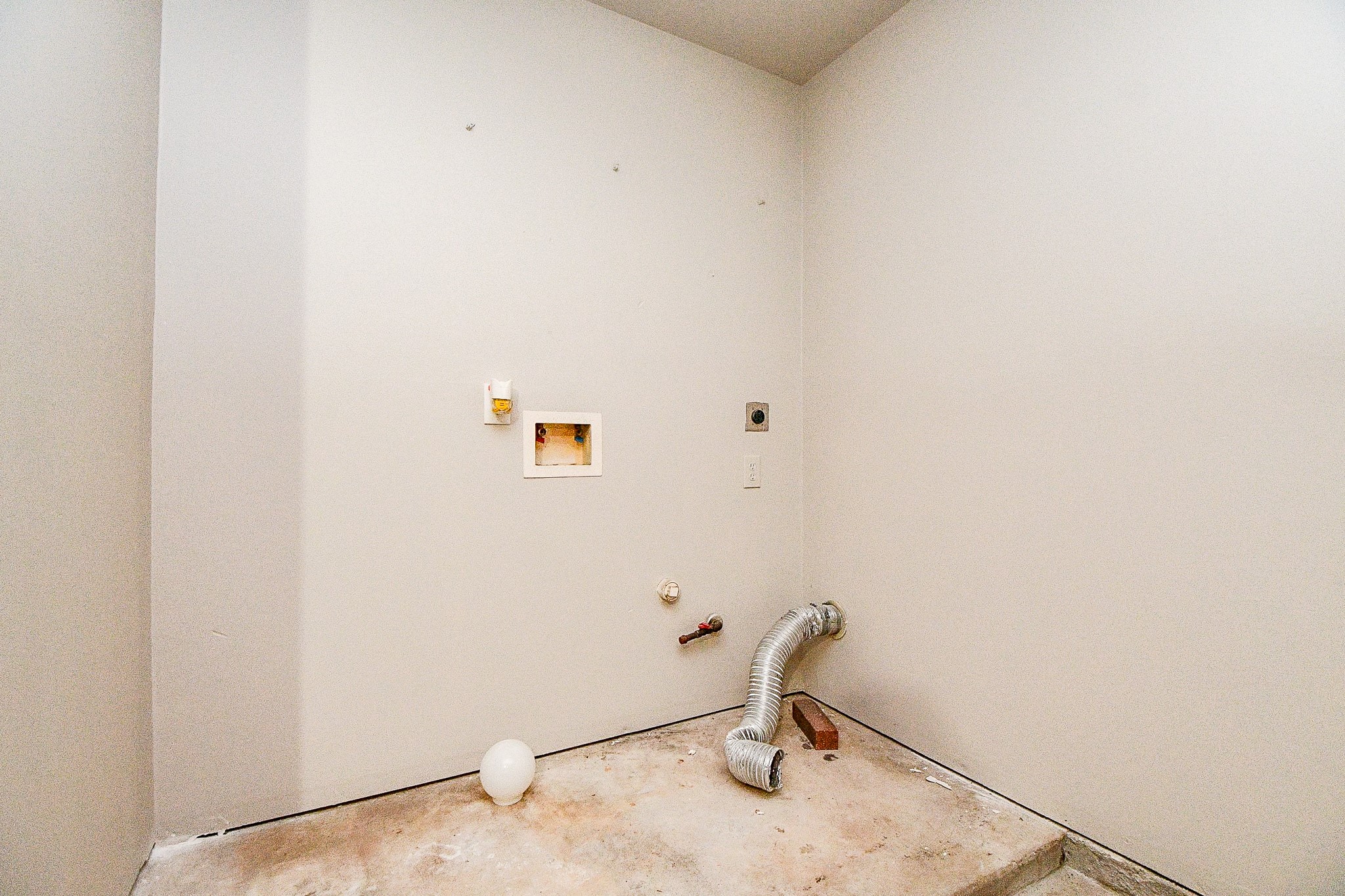 1307 E April Rain Court Property Photo 46