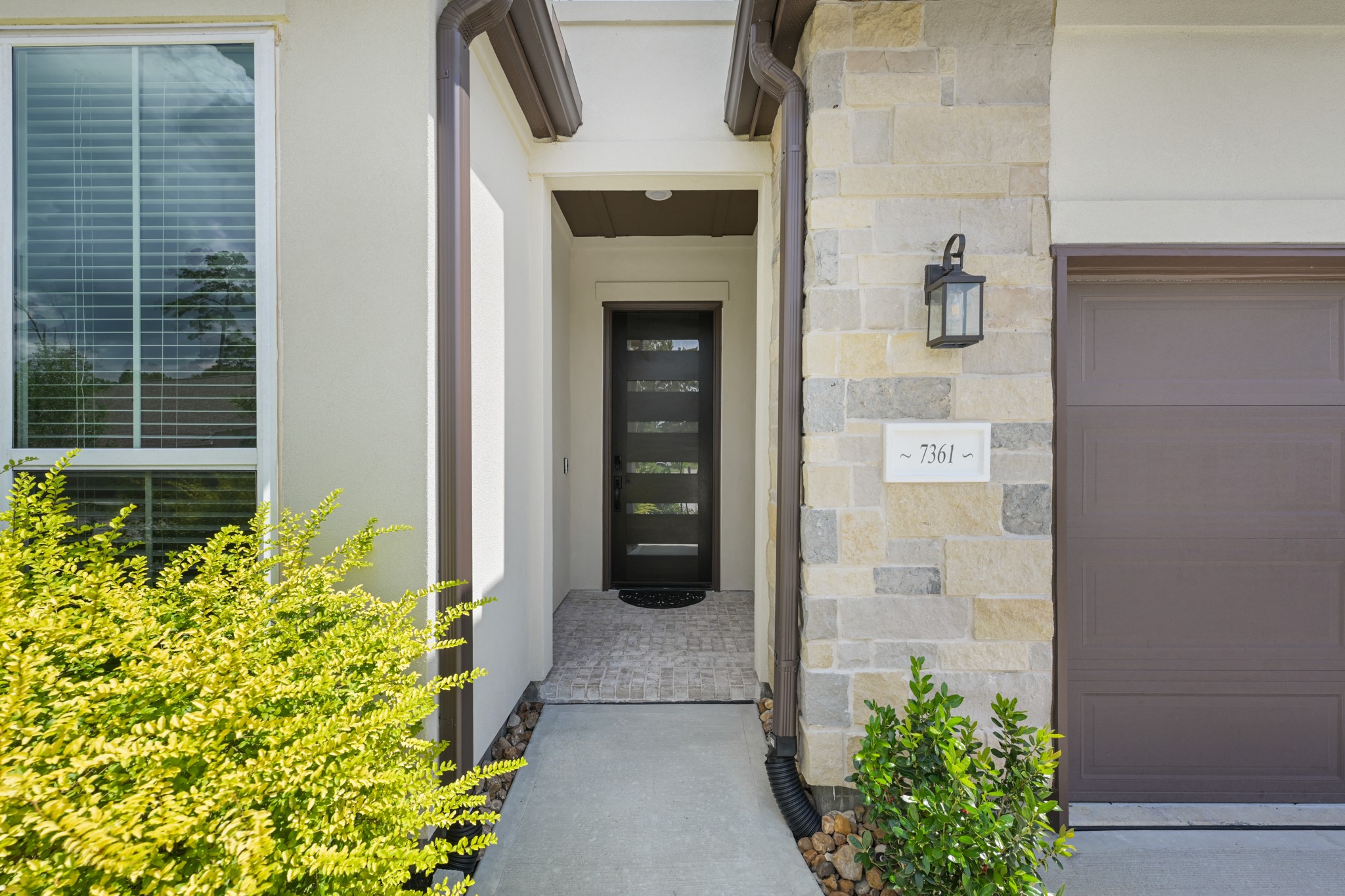 7361 Grandview Meadow Drive Property Photo 4